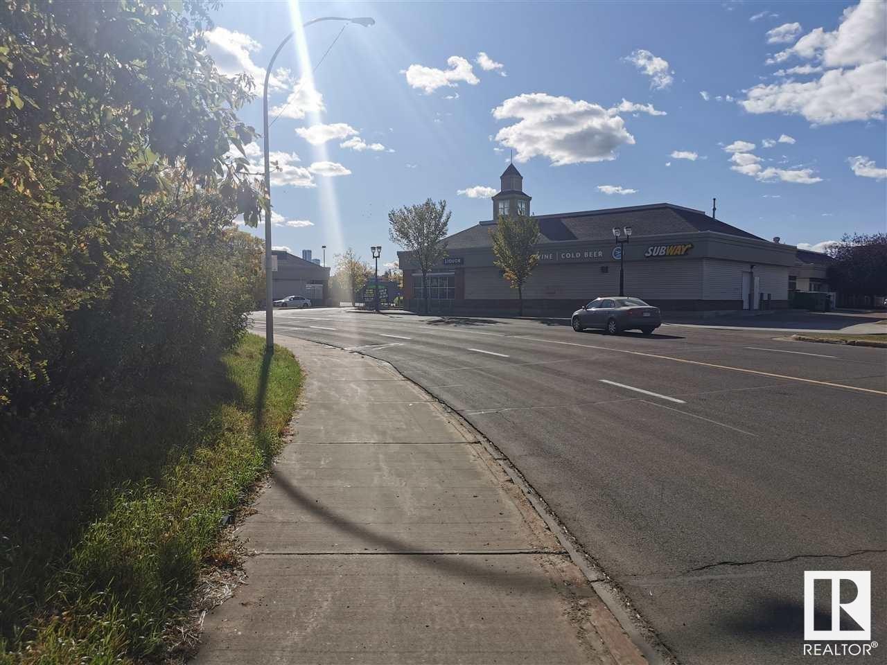 11833 Fort Road, Edmonton, AB