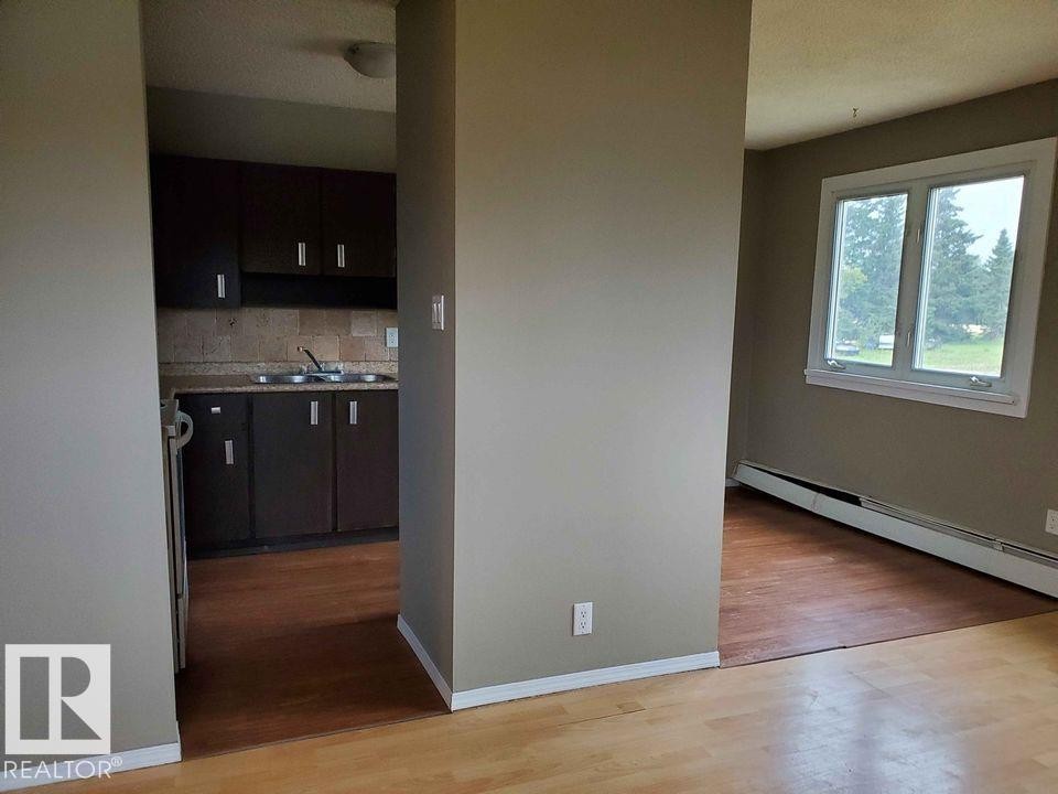 5014 52 Avenue, Glendon, AB - Indoor