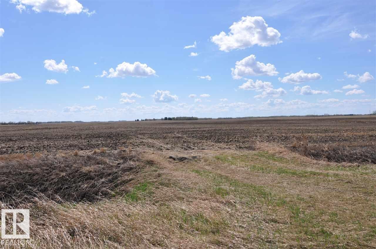 Rr 261 Twp Rd 570, Rural Sturgeon County, AB