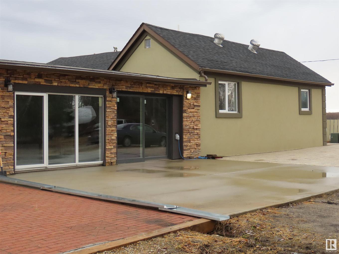 57013 Rr 70, Rural Lac Ste. Anne County, AB - Outdoor