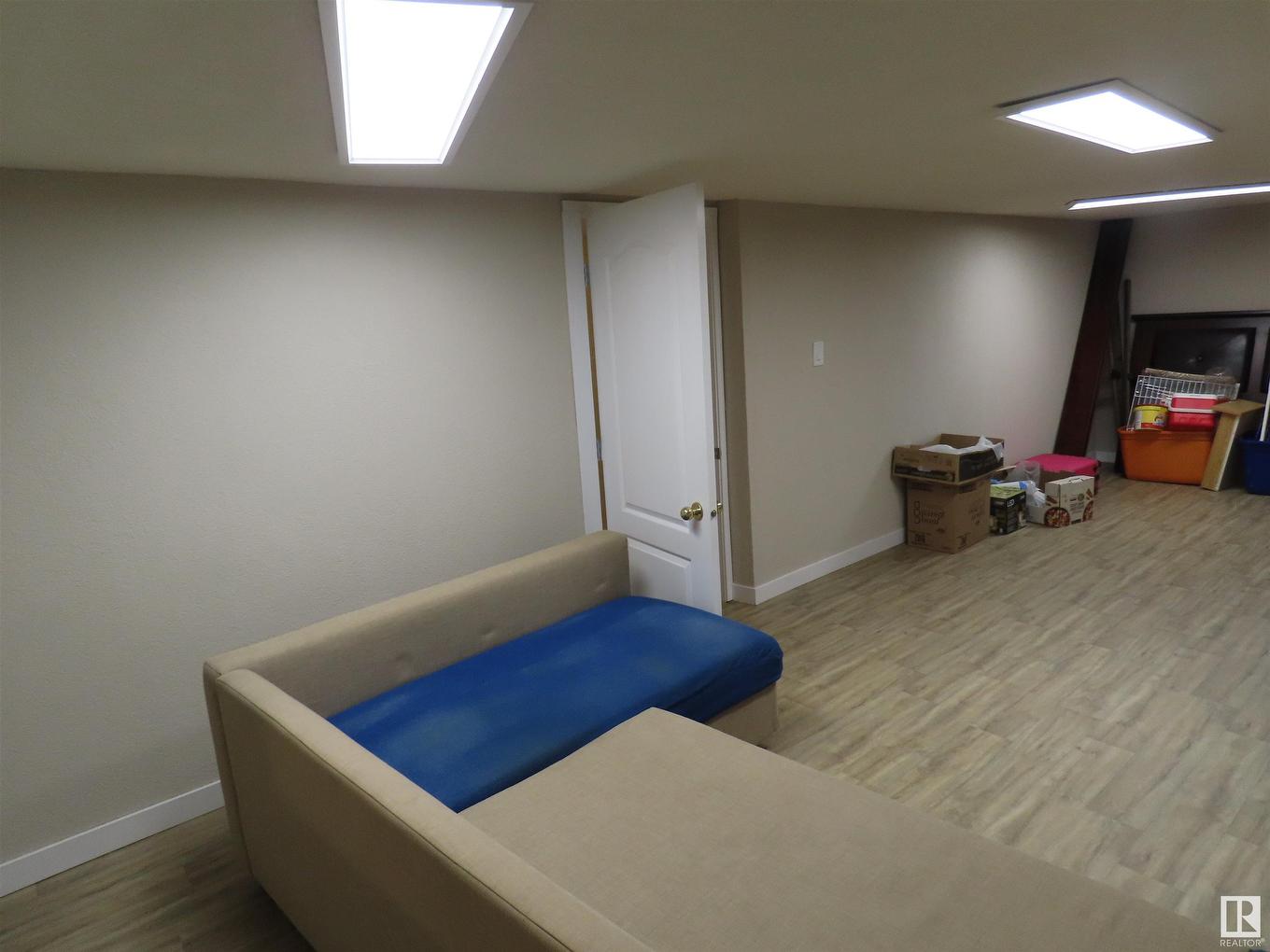 57013 Rr 70, Rural Lac Ste. Anne County, AB - Indoor