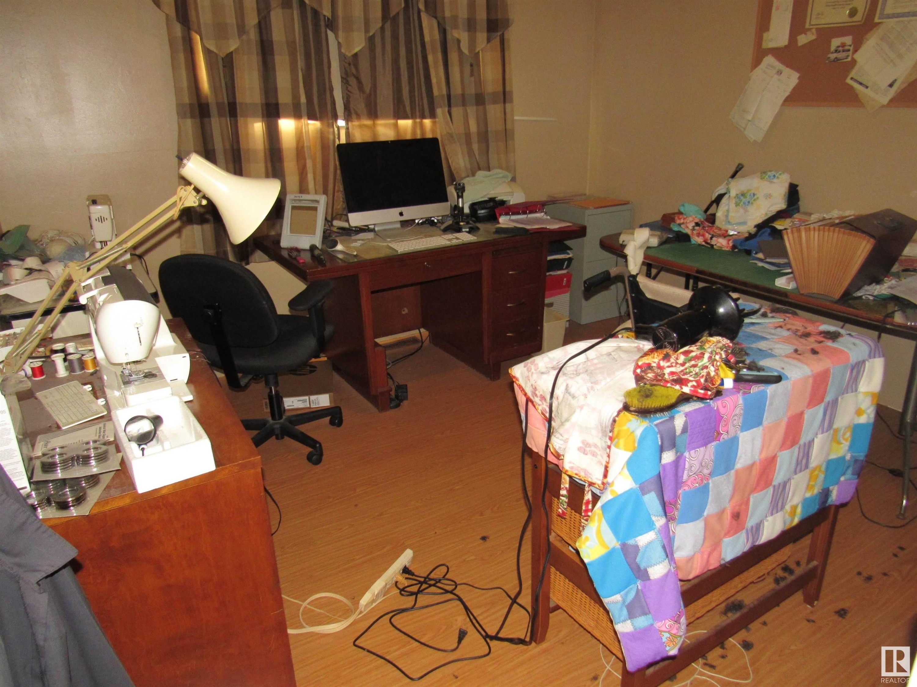 53 Crescent Drive, Fort Assiniboine, AB - Indoor Photo Showing Office