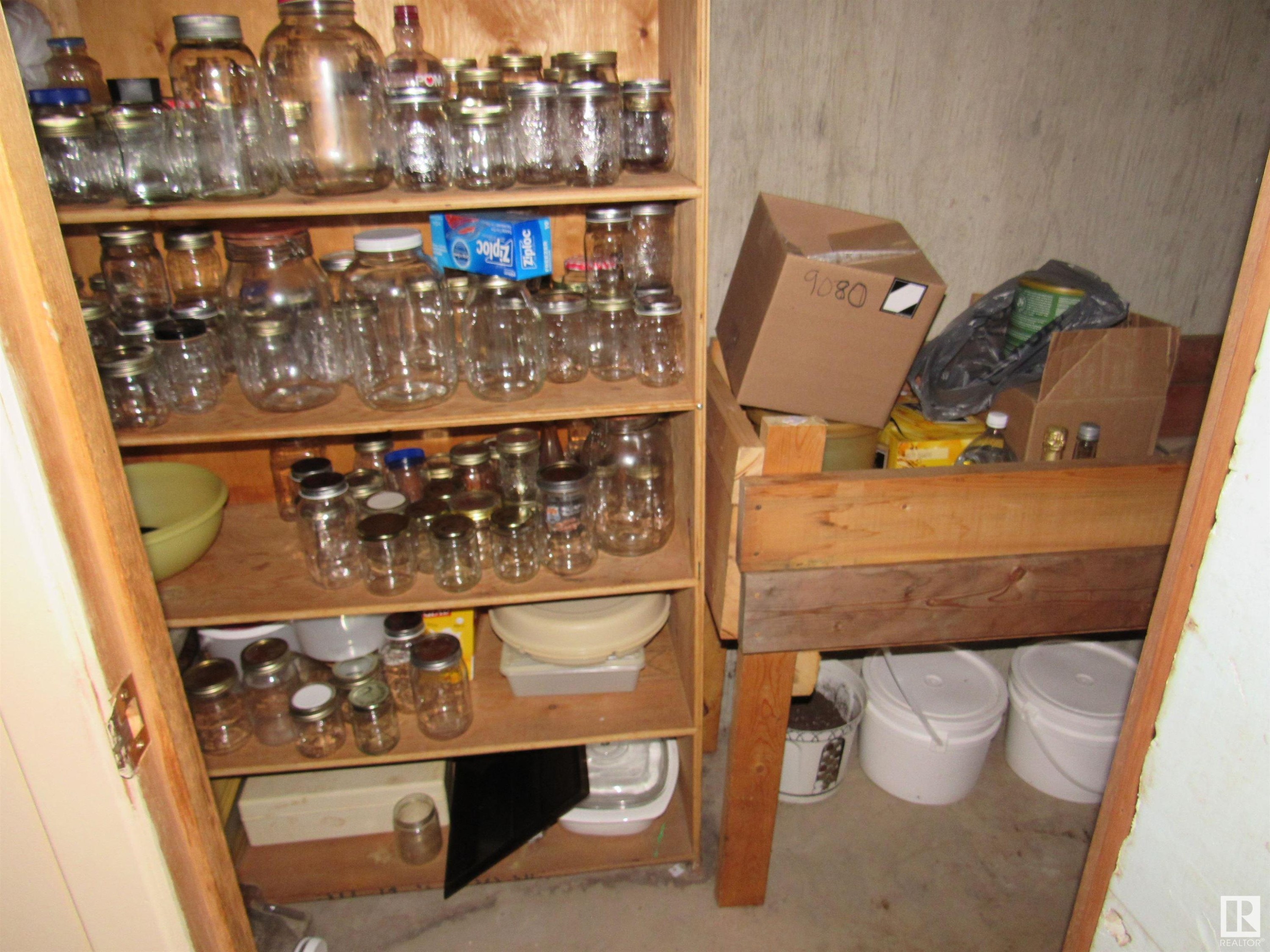 53 Crescent Drive, Fort Assiniboine, AB - Indoor Photo Showing Other Room