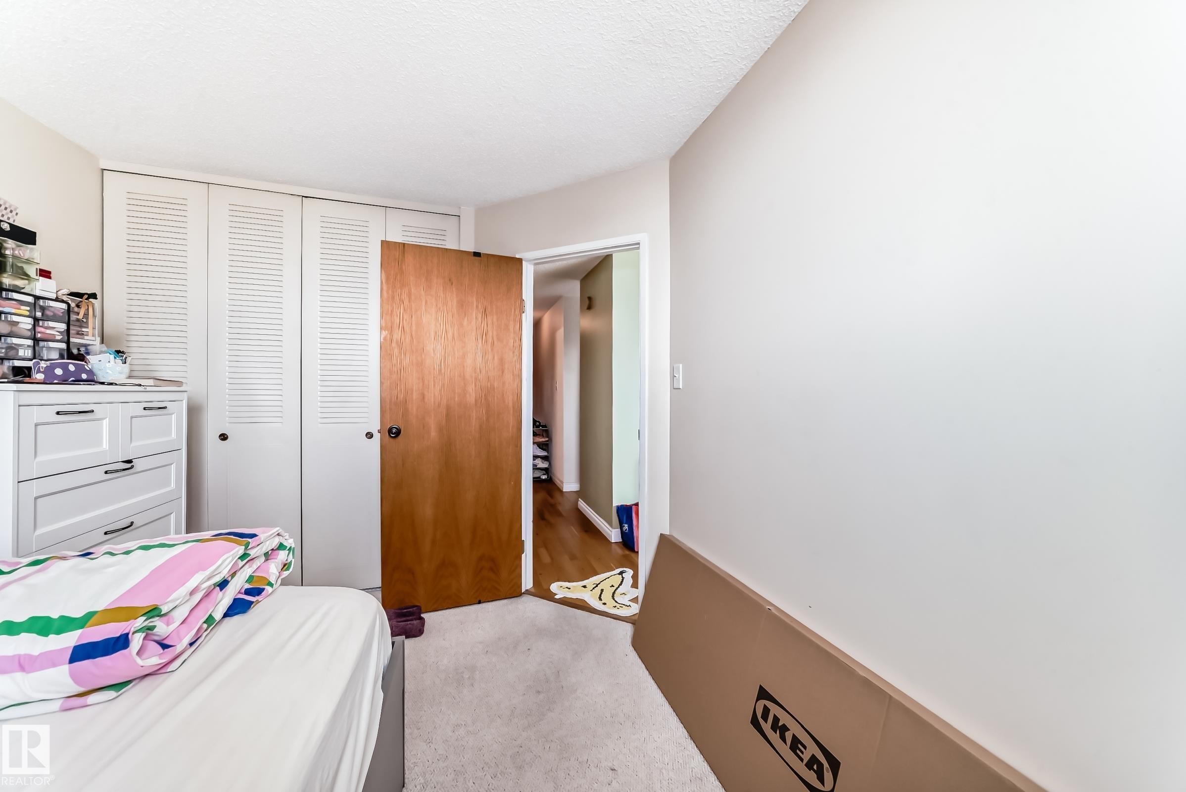 1203 12141 Jasper Avenue, Edmonton, AB - Indoor Photo Showing Bedroom