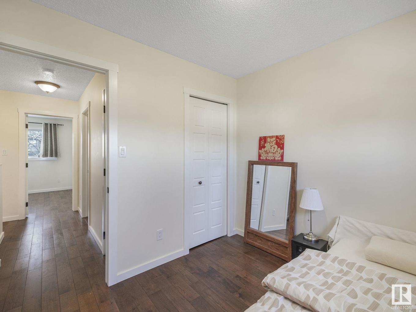 8337 156 Avenue, Edmonton, AB - Indoor Photo Showing Bedroom