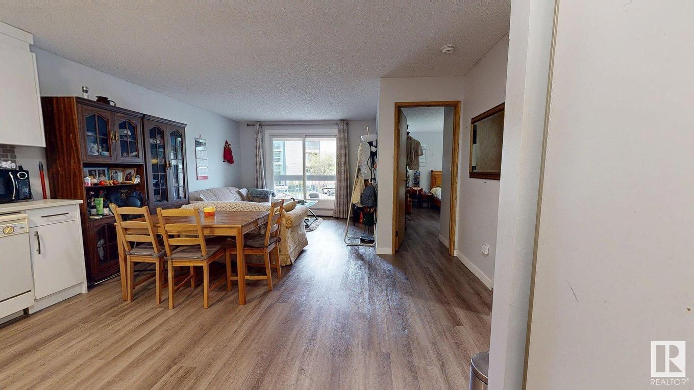 209 2620 Mill Woods E, Edmonton, AB - Indoor Photo Showing Dining Room