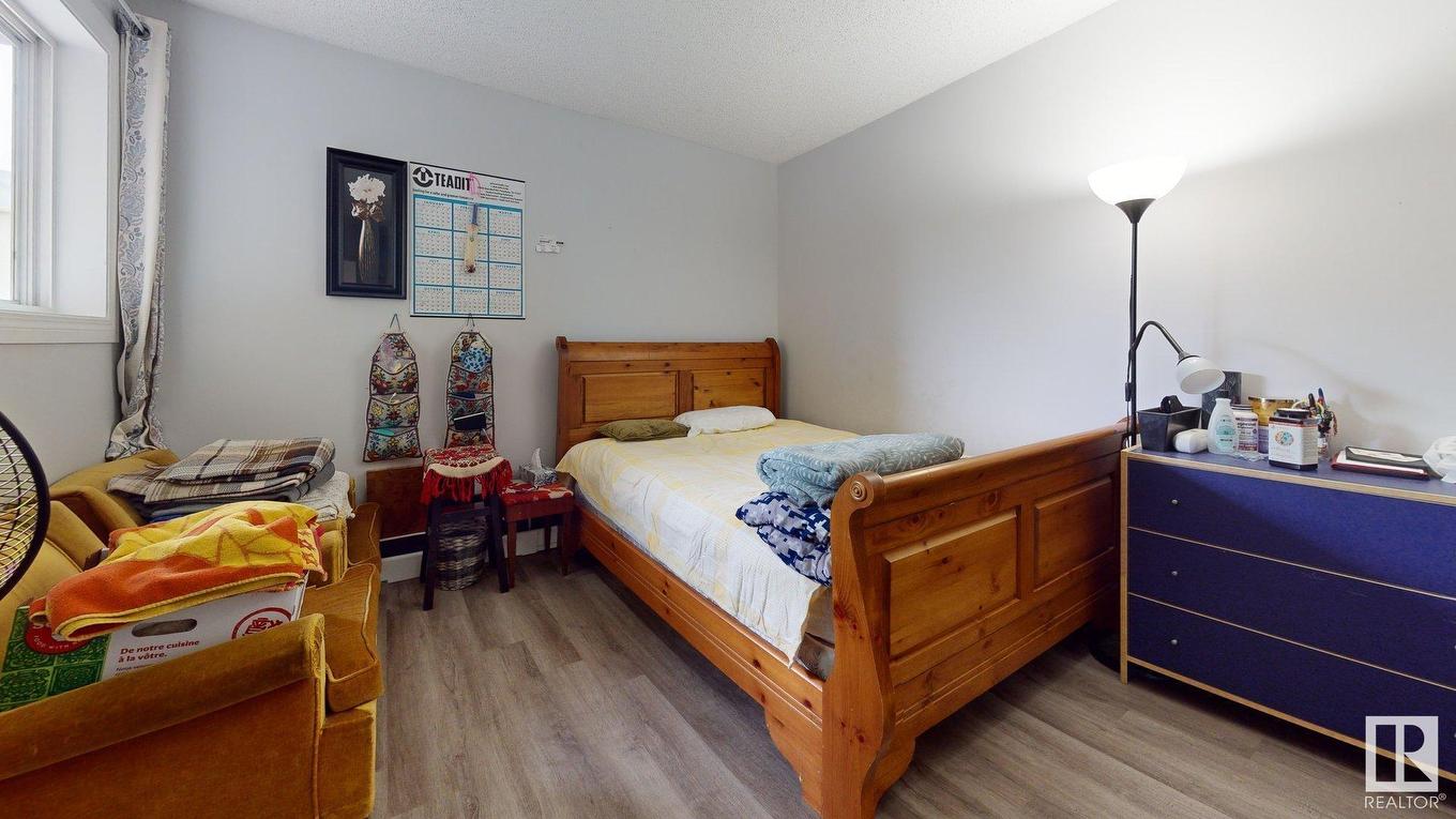 209 2620 Mill Woods E, Edmonton, AB - Indoor Photo Showing Bedroom