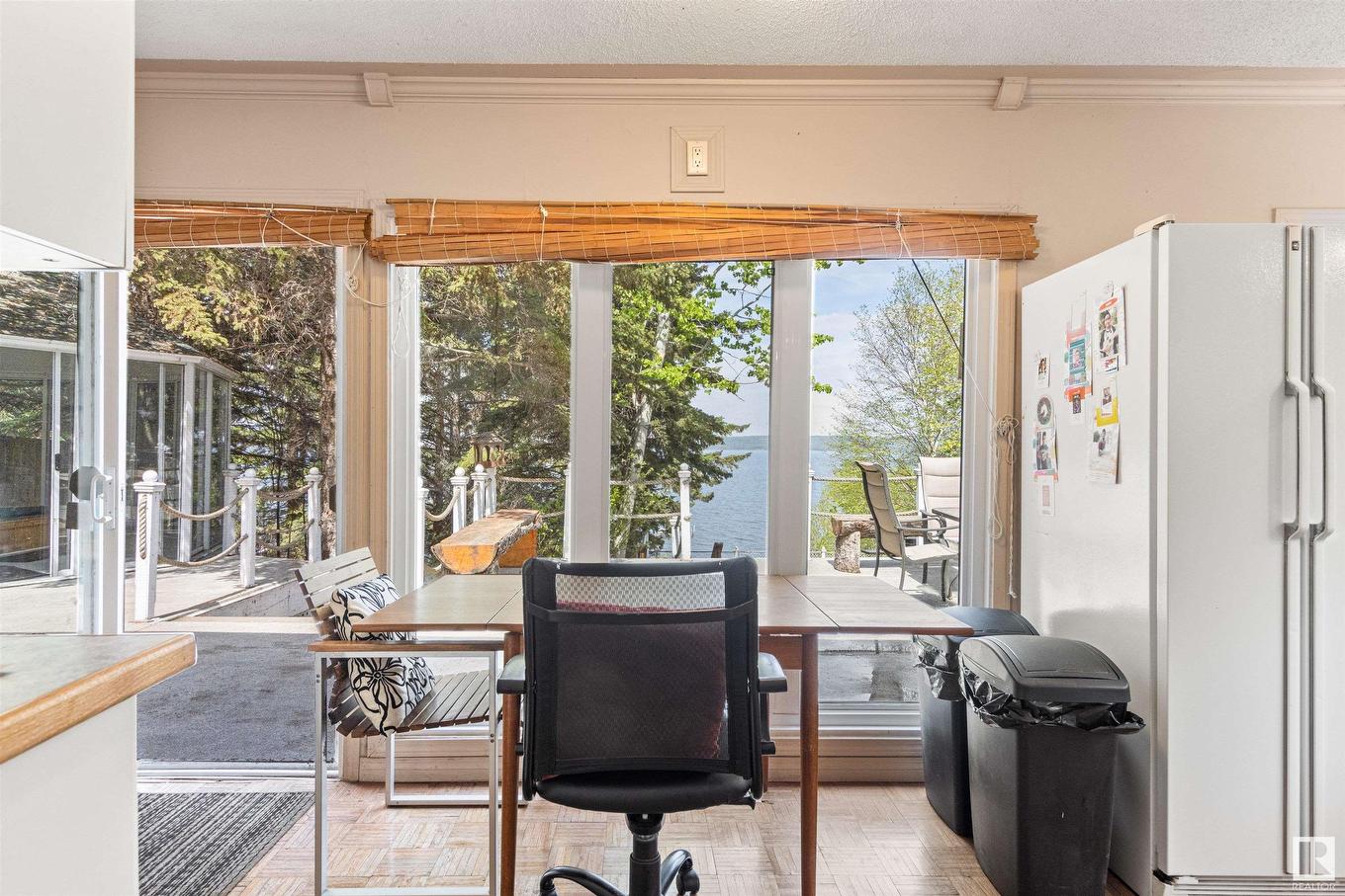 32 Marine Drive, Rural Parkland County, AB - Indoor