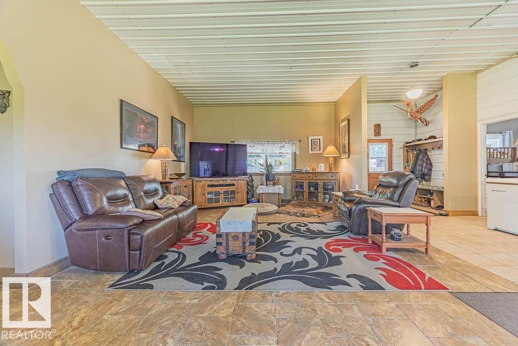 58031 Range Road 21, Rural Barrhead County, AB -