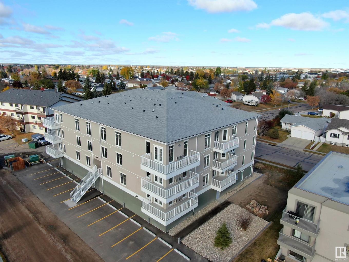 101 4110 43 Avenue, Bonnyville Town, AB - Outdoor With Balcony With View