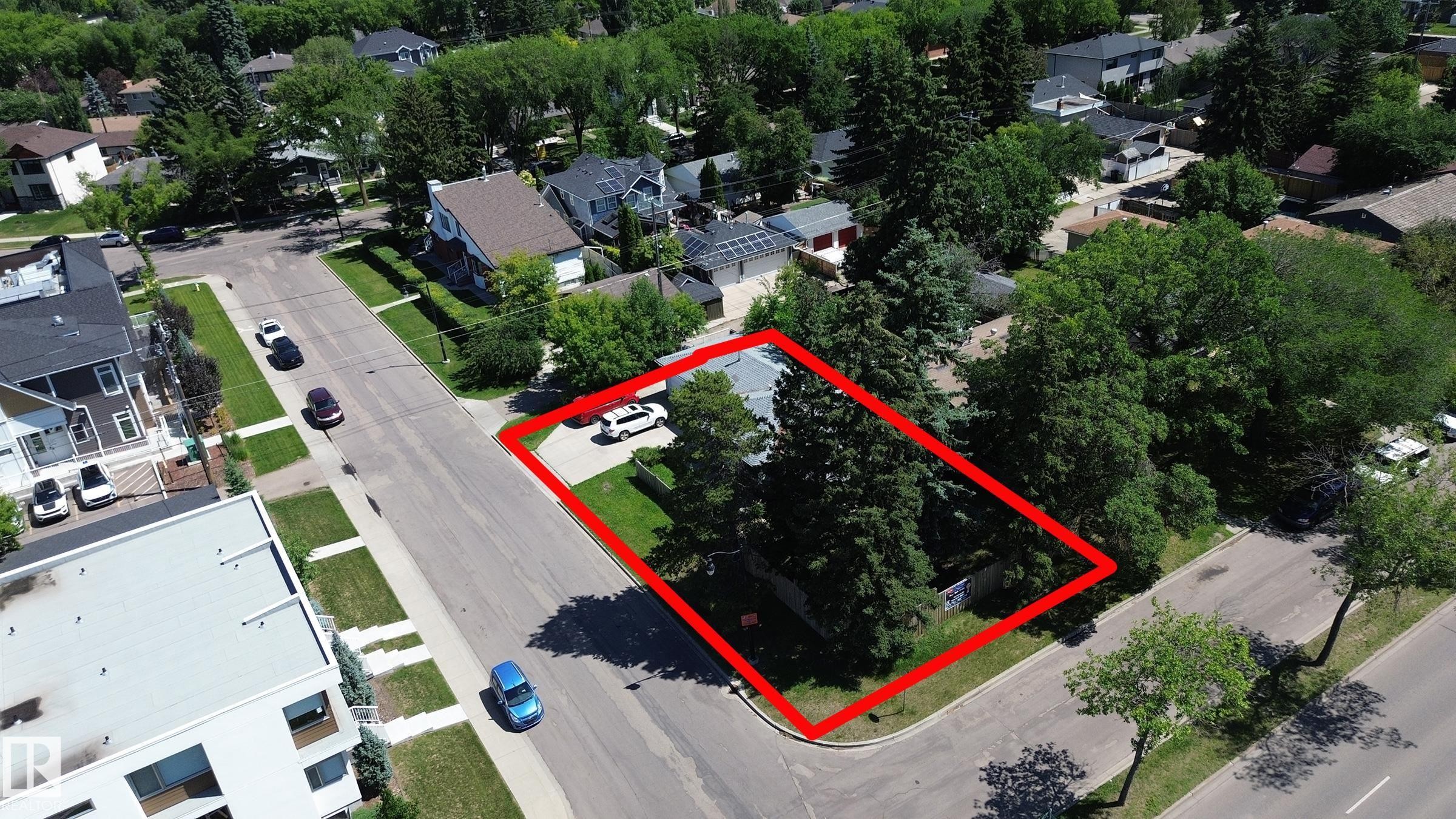 14807 98 Avenue, Edmonton, AB - Outdoor With View