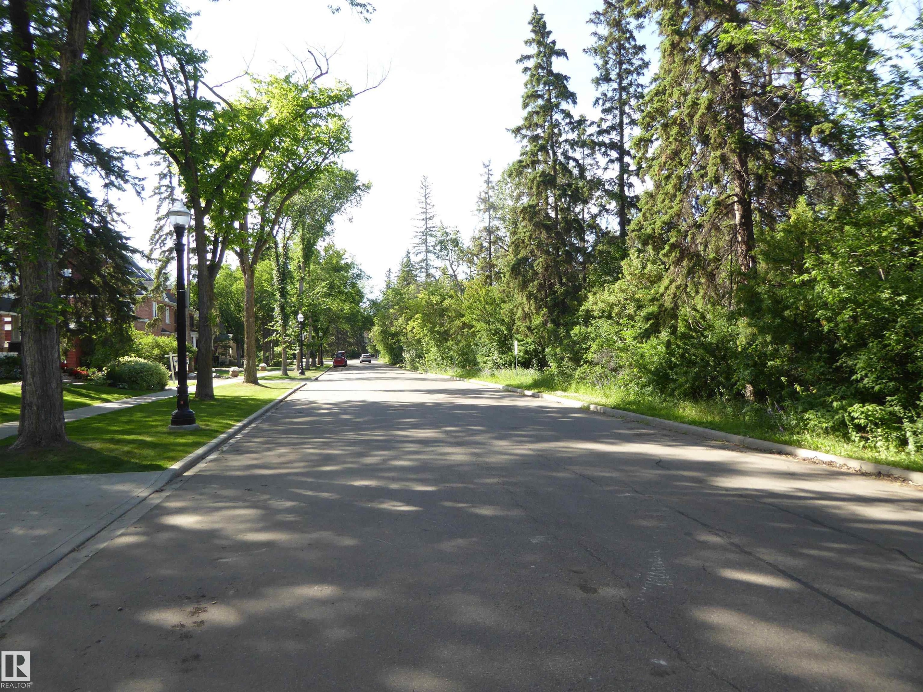 10220 Connaught Drive, Edmonton, AB