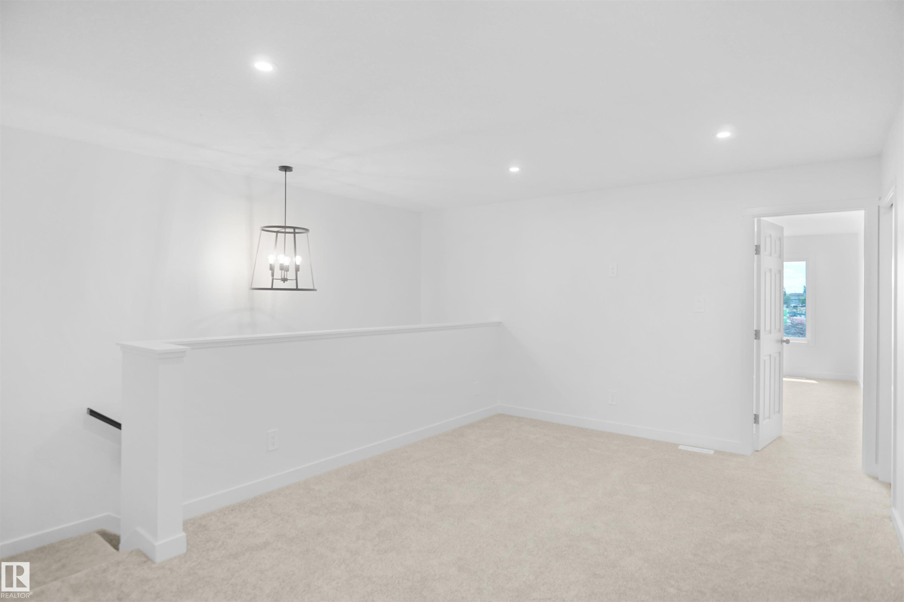 4635 Kinsella Landing, Edmonton, AB - Indoor Photo Showing Other Room