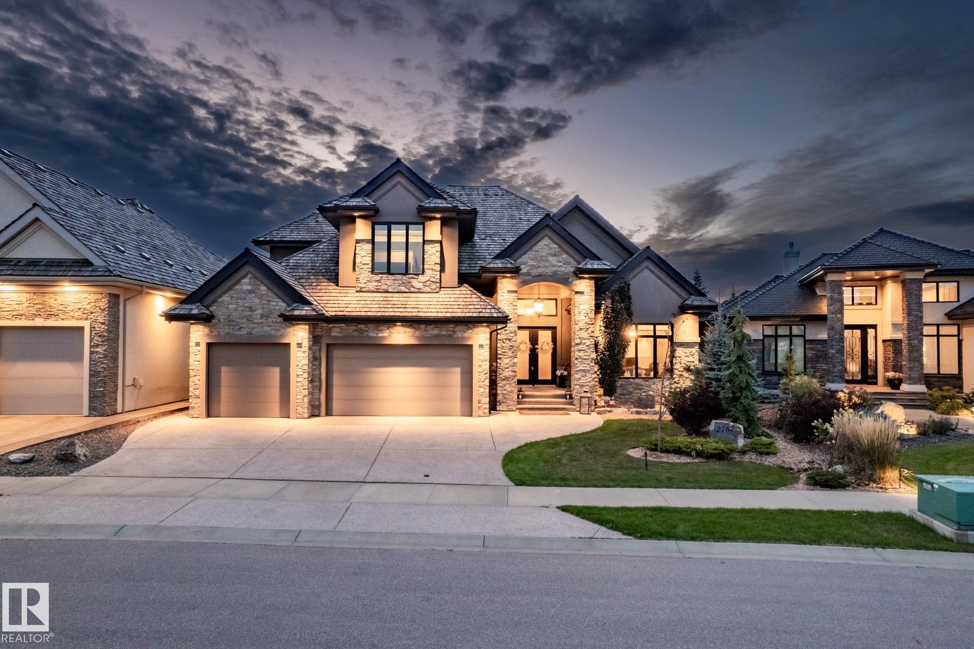 2767 Wheaton Drive, Edmonton, AB - Outdoor With Facade