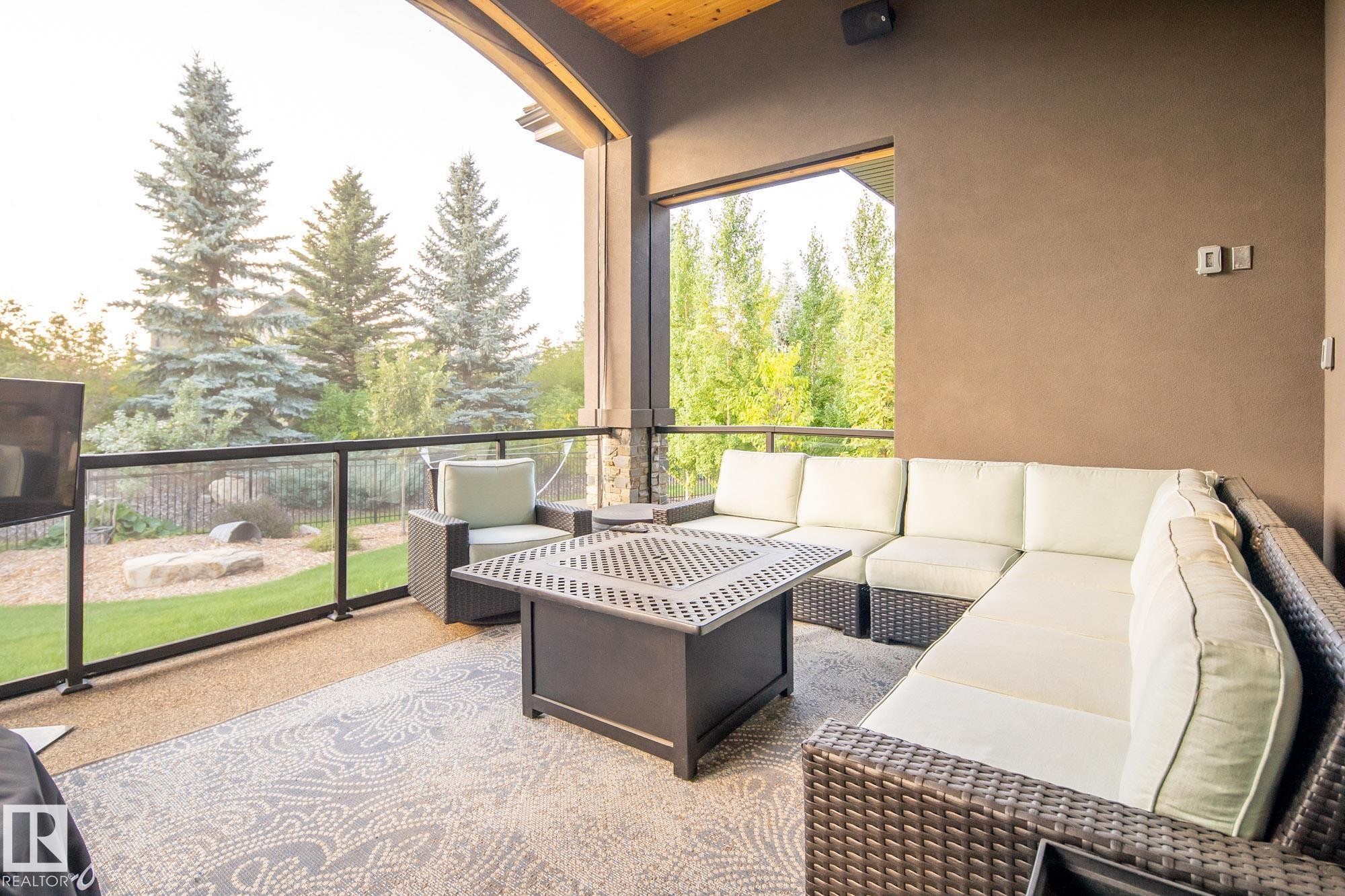 2767 Wheaton Drive, Edmonton, AB - Outdoor With Exterior