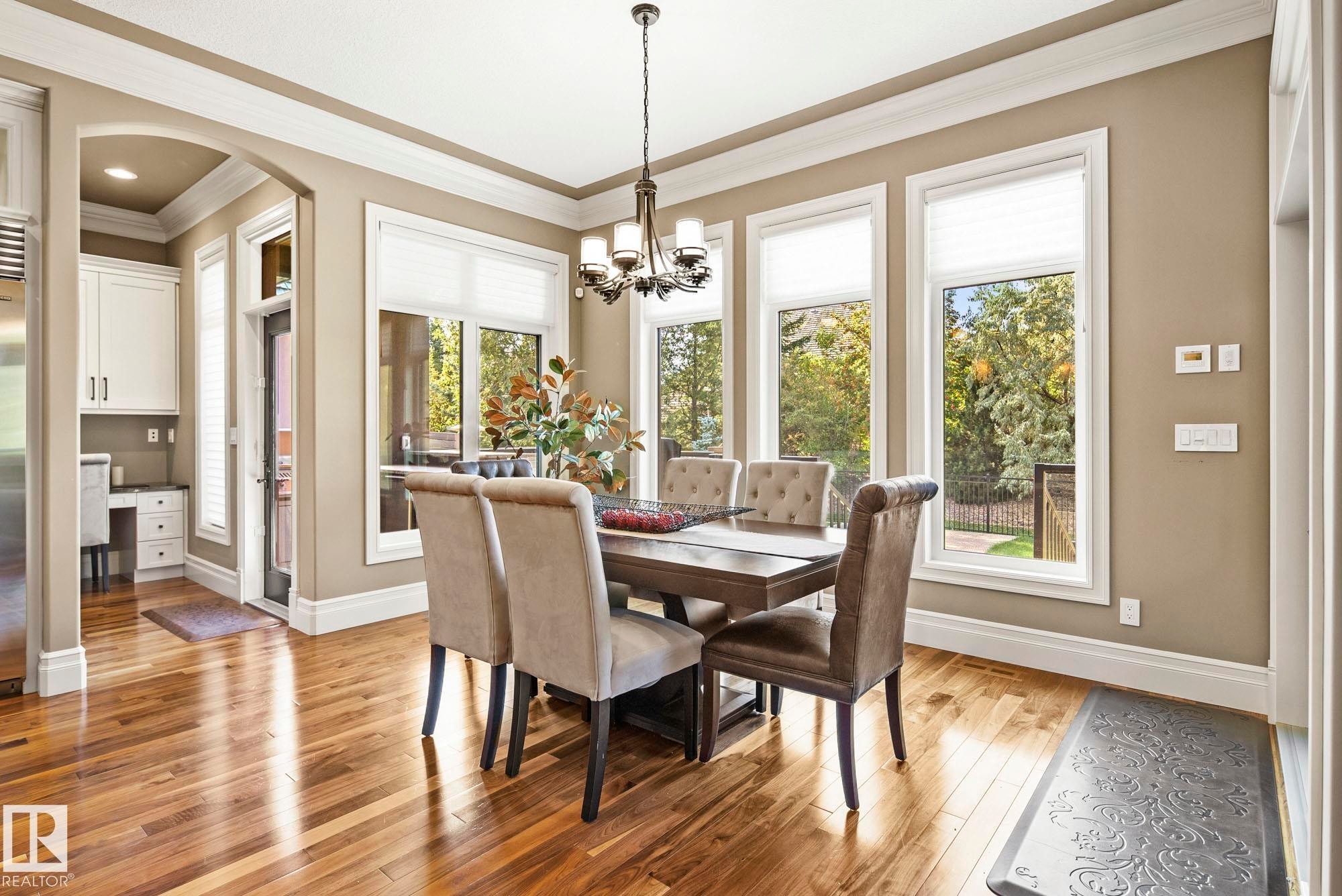2767 Wheaton Drive, Edmonton, AB - Indoor Photo Showing Dining Room