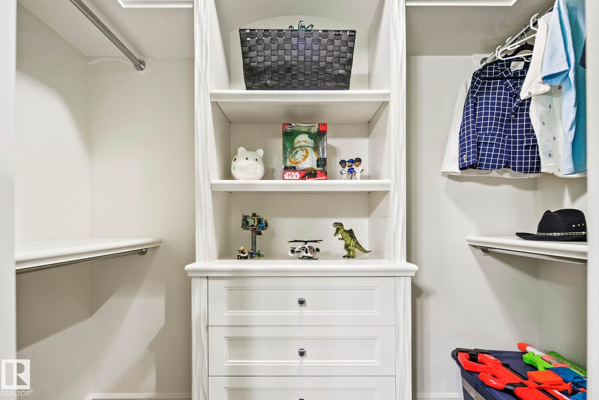 2767 Wheaton Drive, Edmonton, AB - Indoor With Storage