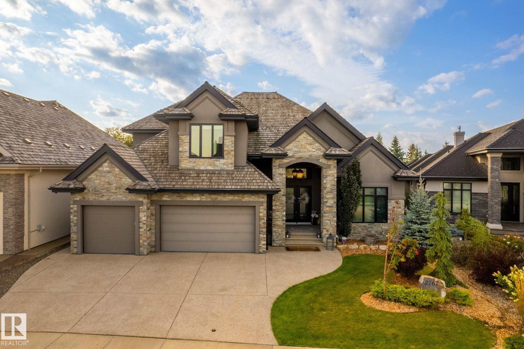 2767 Wheaton Drive, Edmonton, AB - Outdoor With Facade