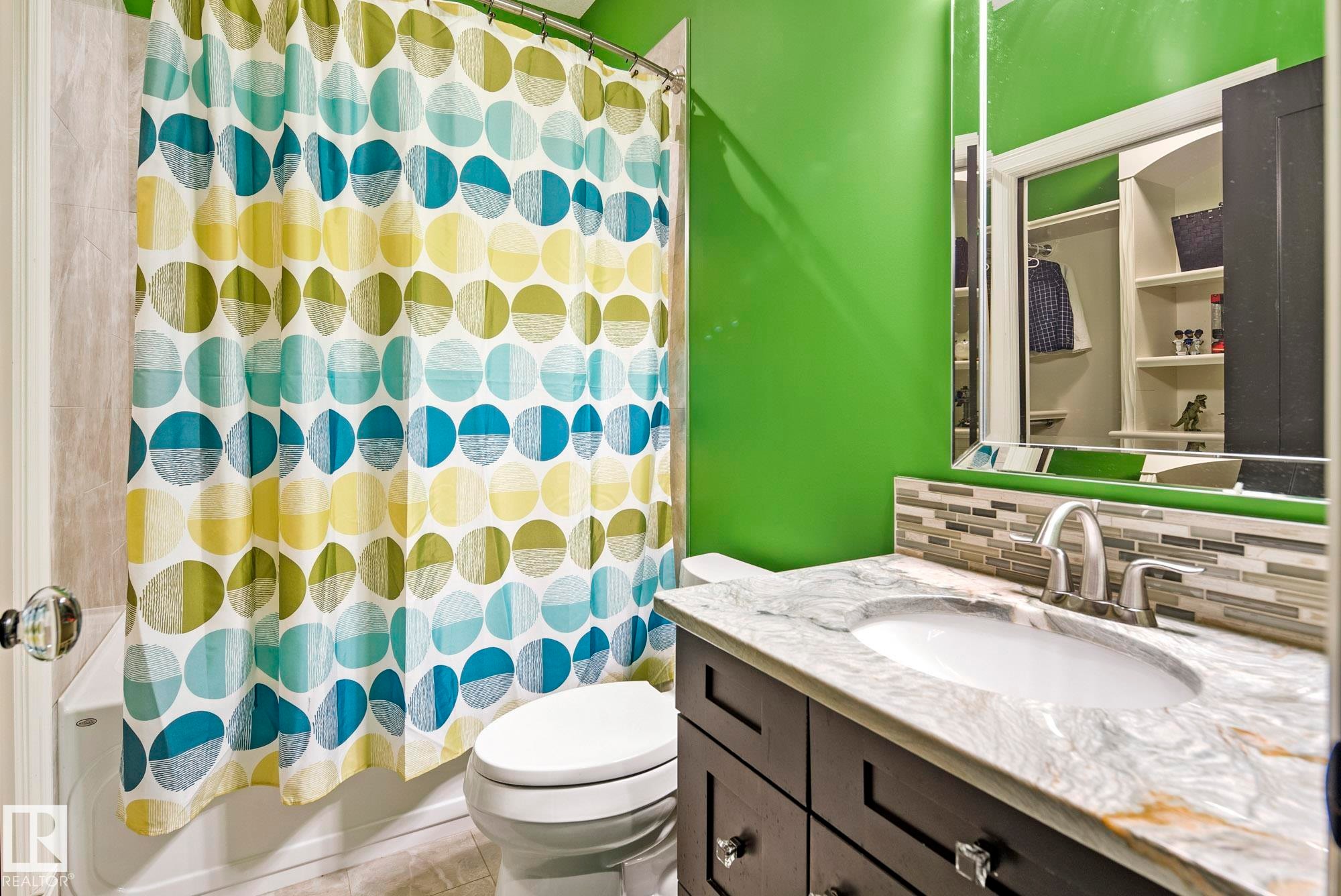 2767 Wheaton Drive, Edmonton, AB - Indoor Photo Showing Bathroom