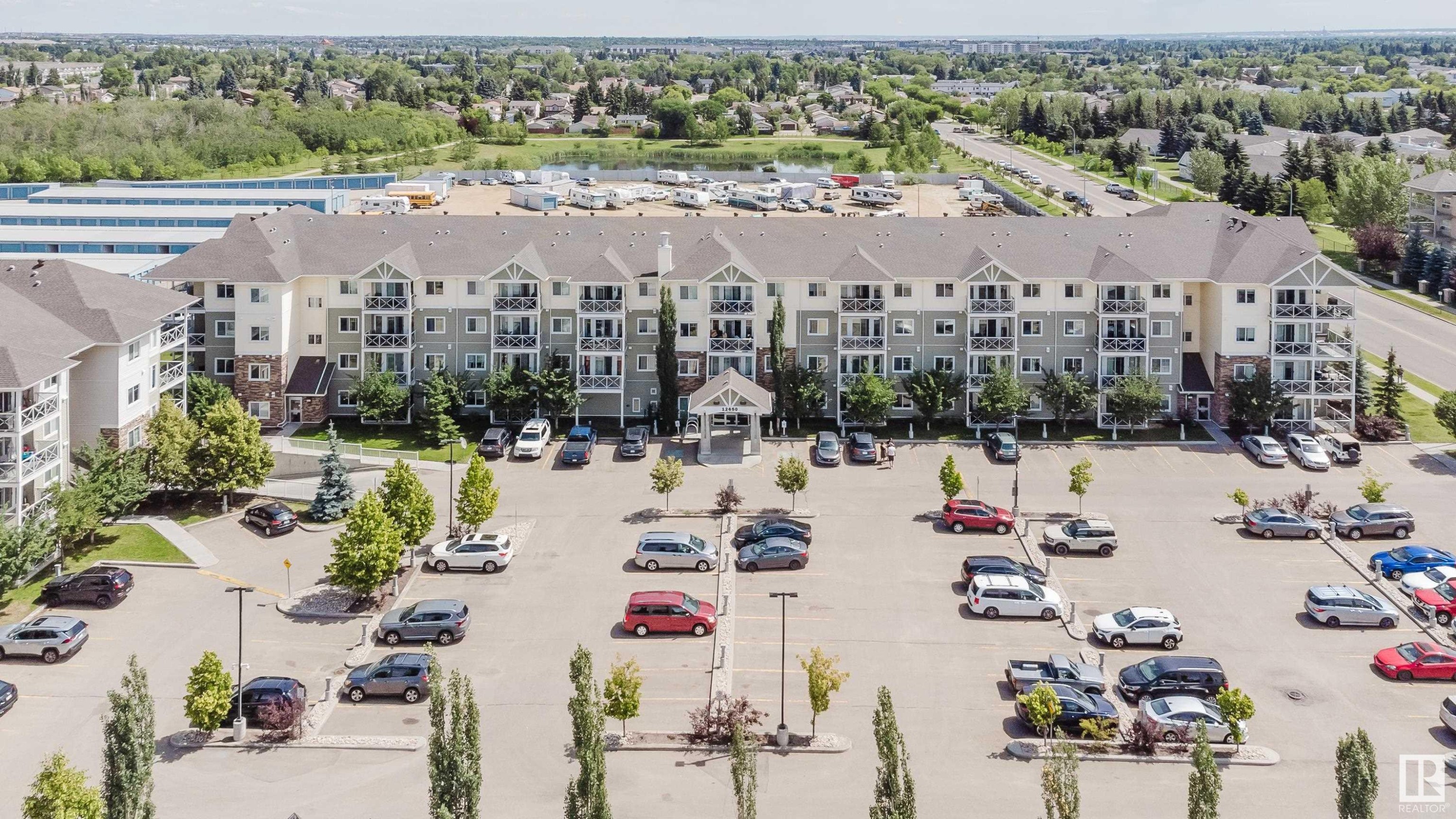 415 12650 142 Avenue, Edmonton, AB - Outdoor With View