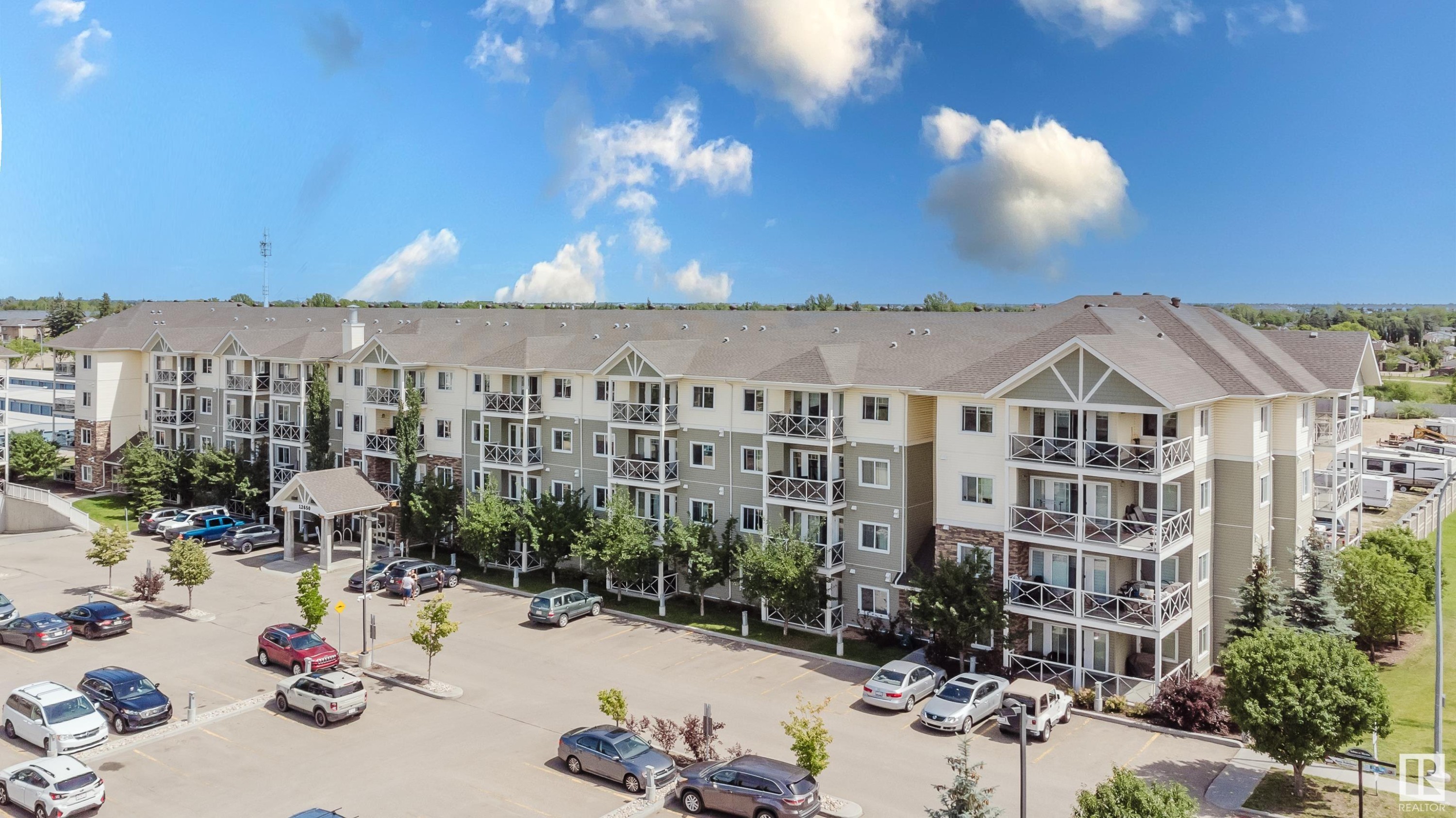 415 12650 142 Avenue, Edmonton, AB - Outdoor