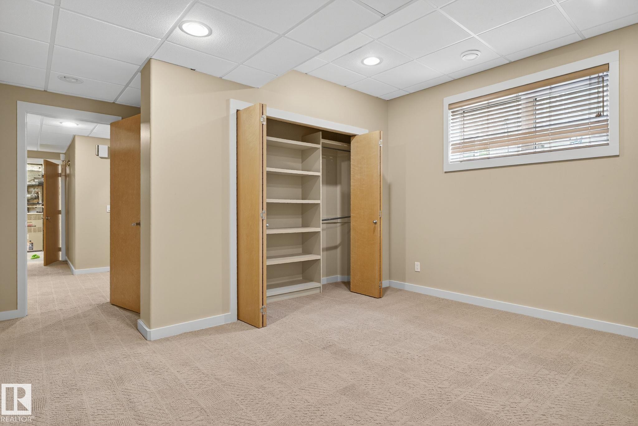 15860 41 Avenue, Edmonton, AB - Indoor