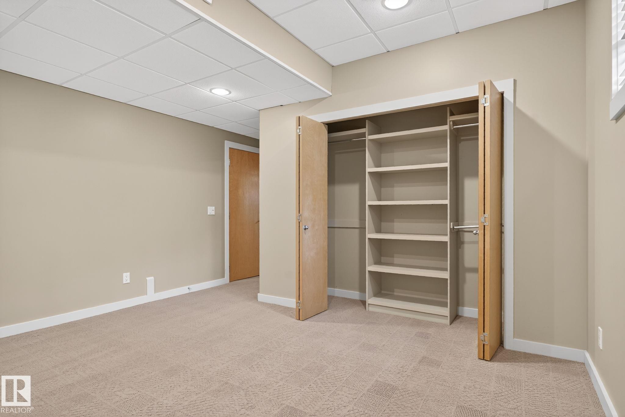 15860 41 Avenue, Edmonton, AB - Indoor Photo Showing Other Room