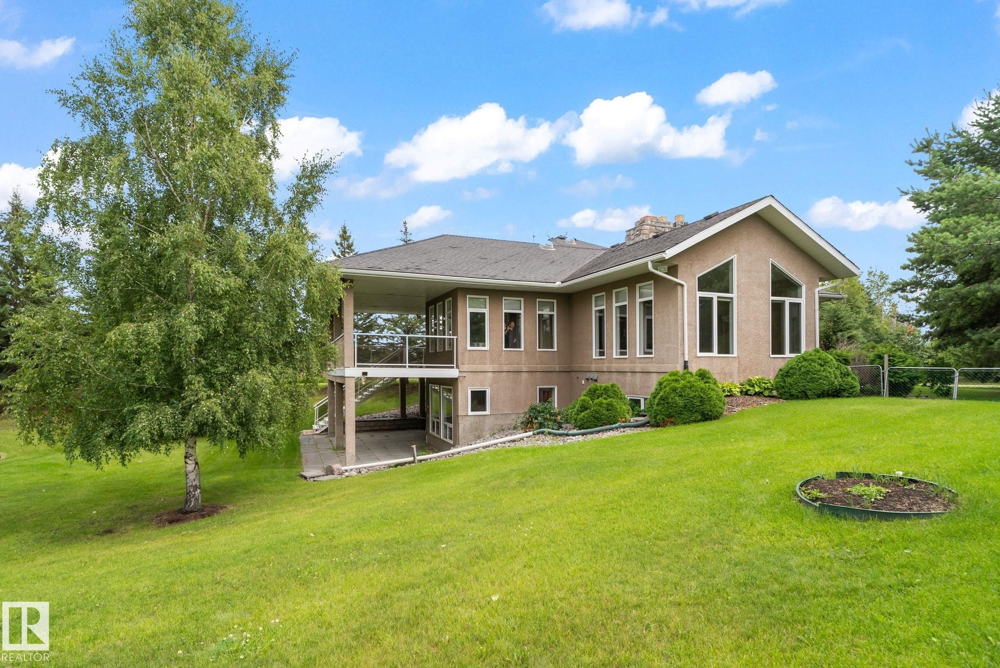 15860 41 Avenue, Edmonton, AB - Outdoor