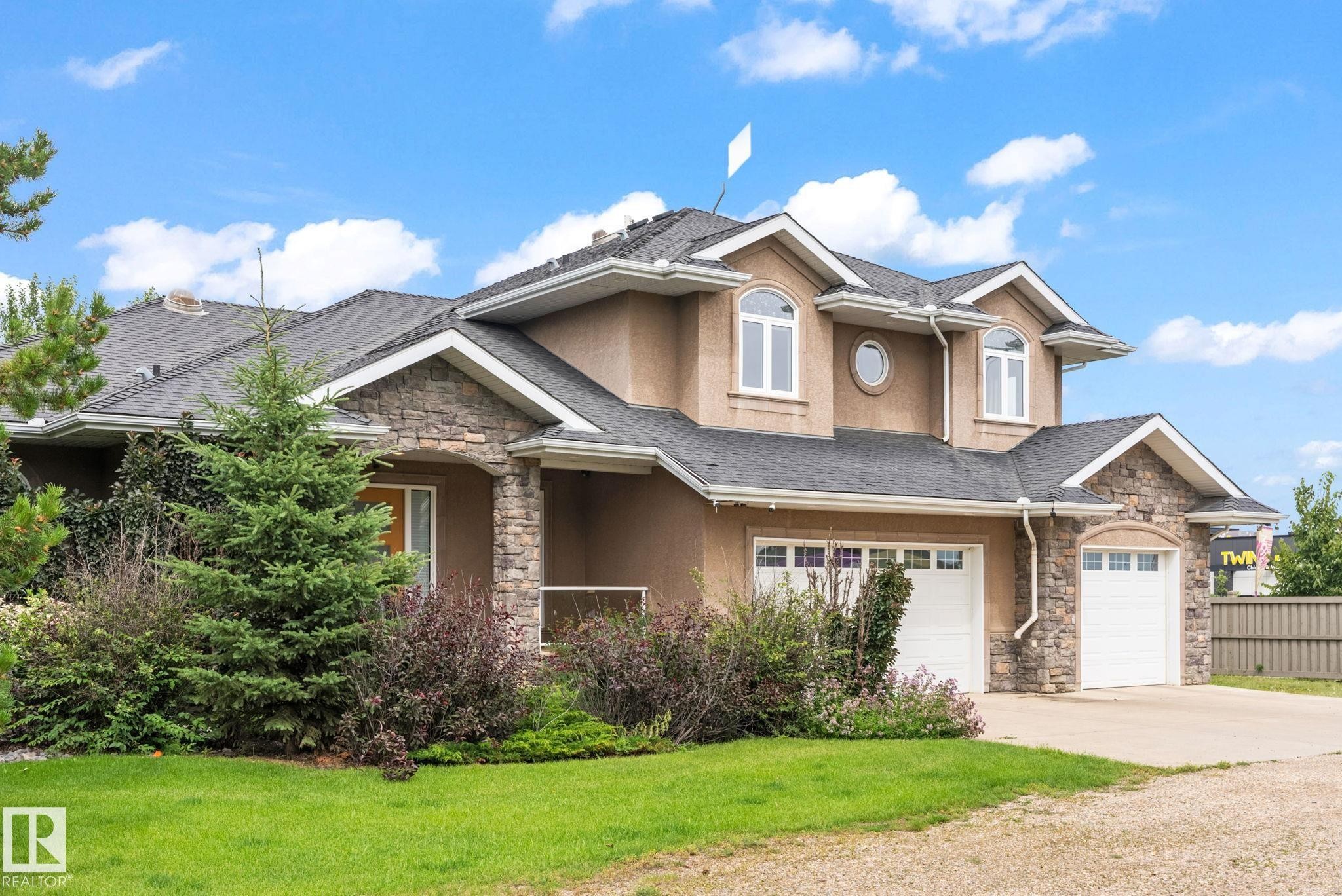 15860 41 Avenue, Edmonton, AB - Outdoor