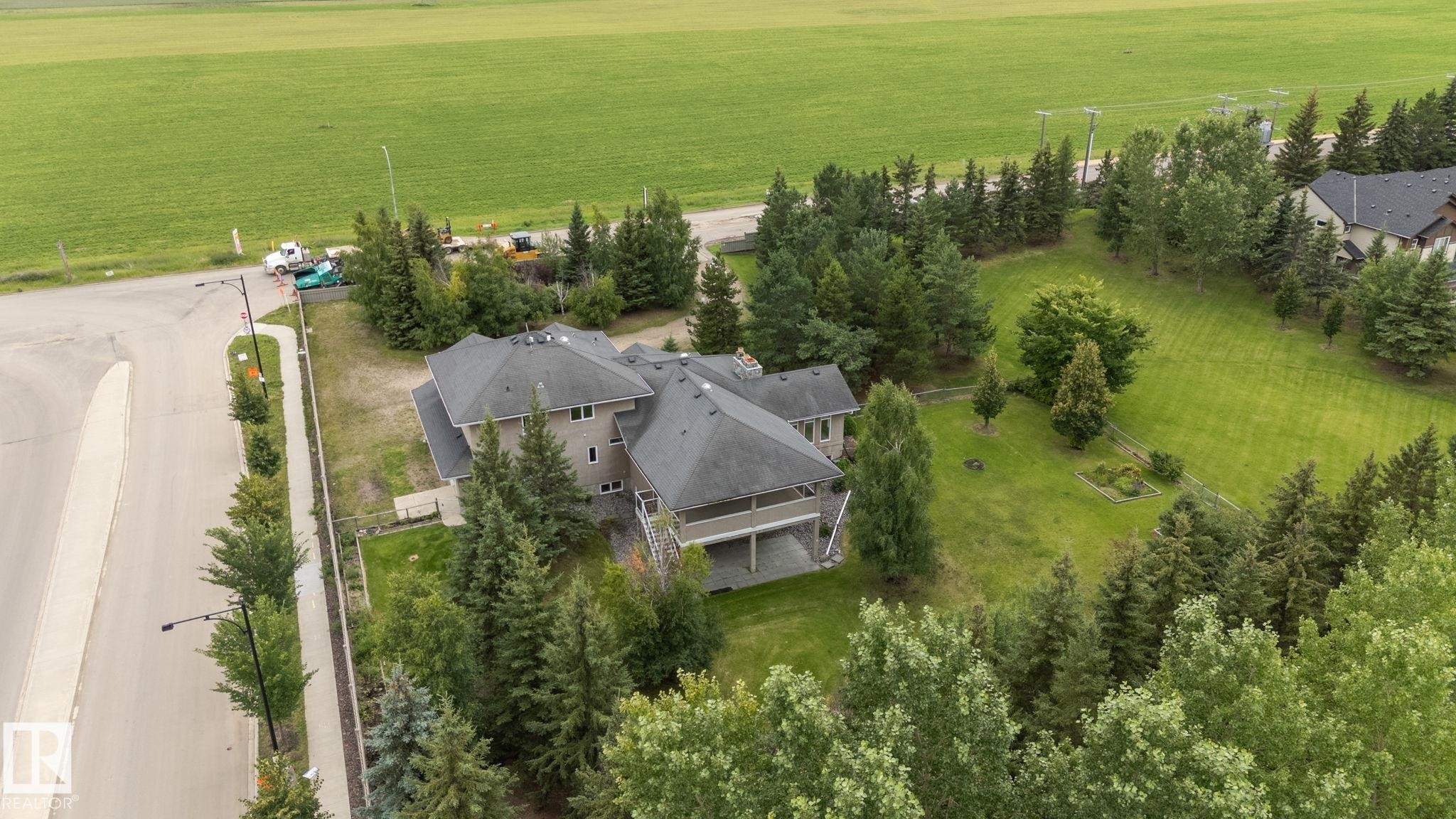 15860 41 Avenue, Edmonton, AB - Outdoor With View