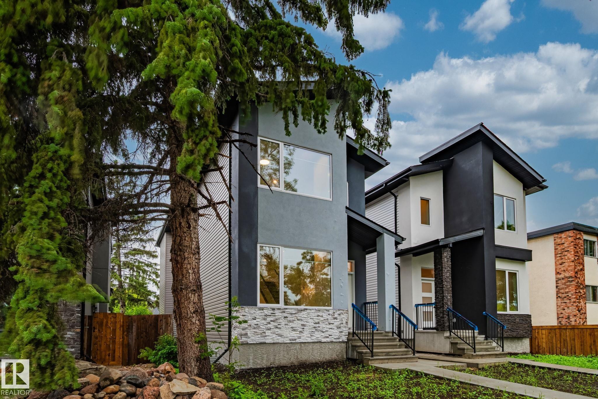 11032 128 Street, Edmonton, AB - Outdoor