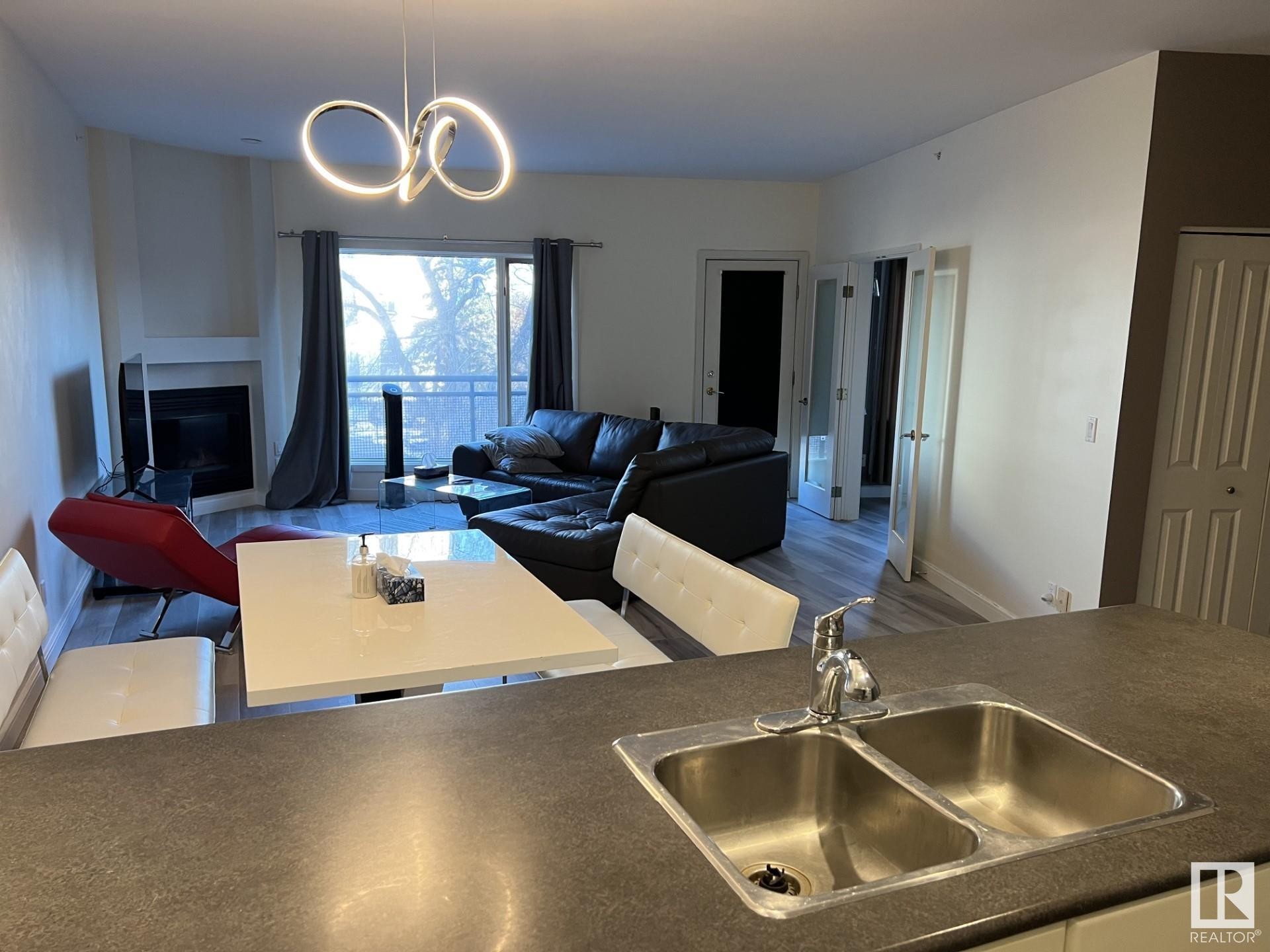 405 11415 100 Avenue, Edmonton, AB - Indoor Photo Showing Other Room