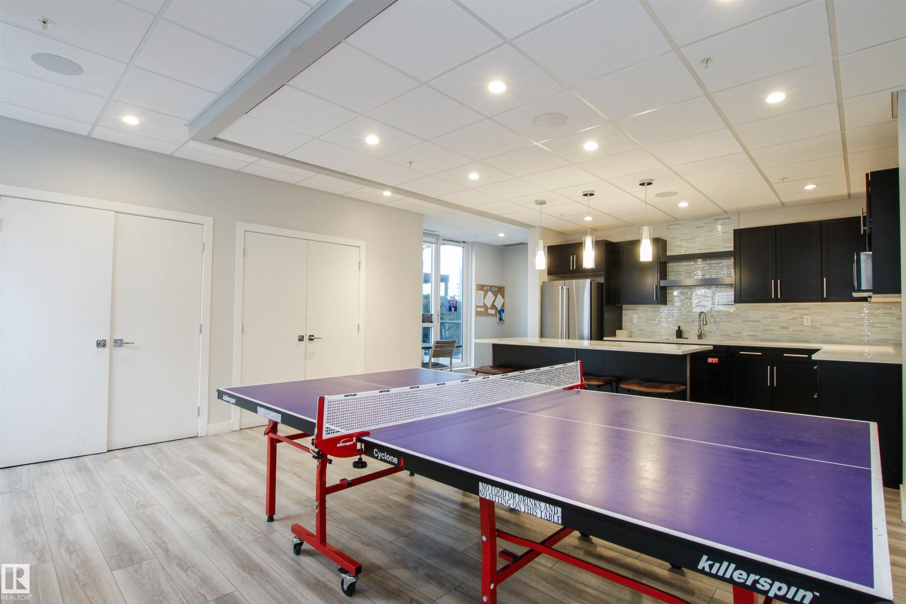 2003 10238 103 Street, Edmonton, AB - Indoor