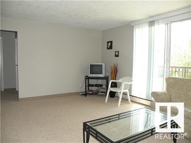 206 10616 156 Street, Edmonton, AB - Indoor