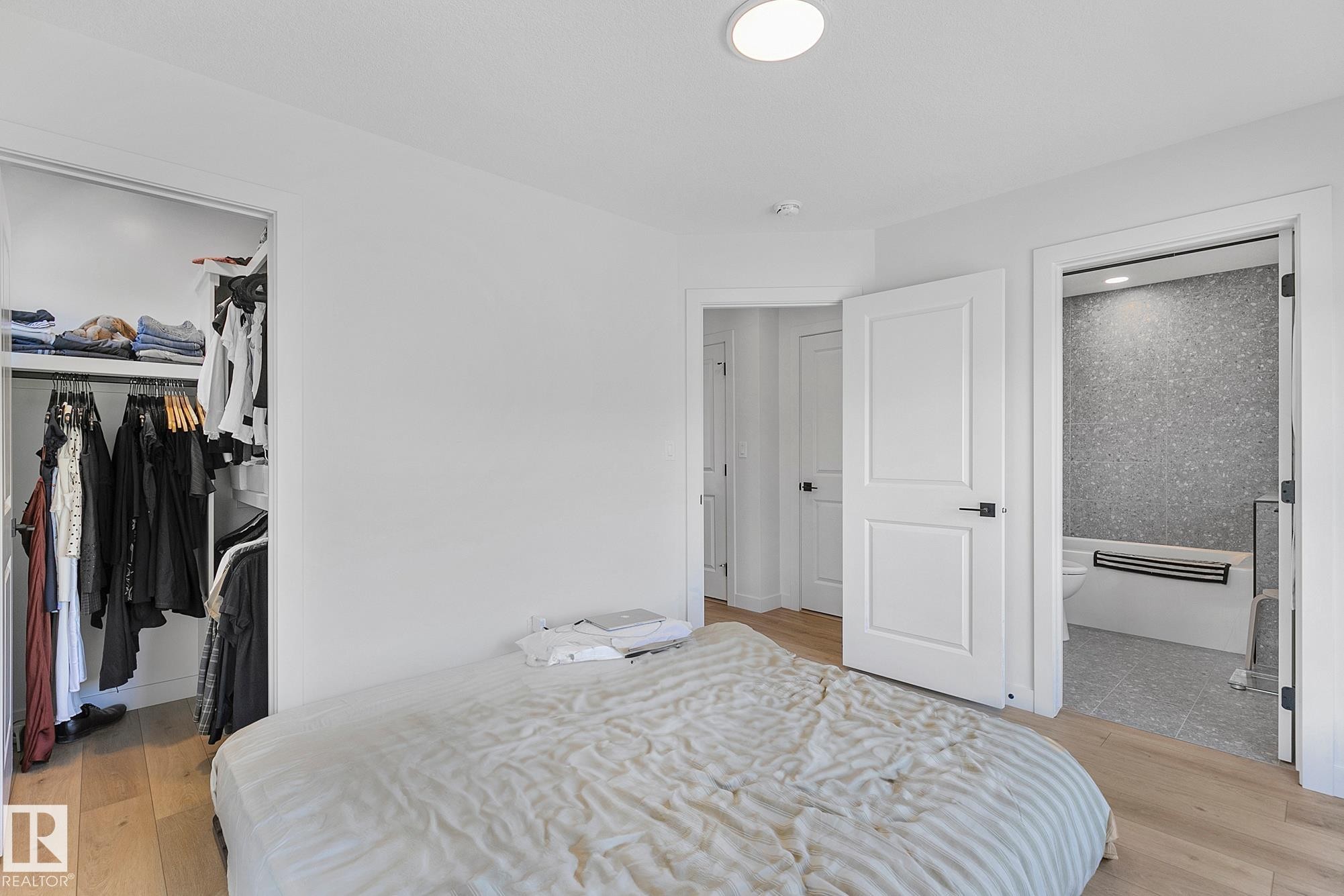 10363 149 Street, Edmonton, AB - Indoor Photo Showing Bedroom