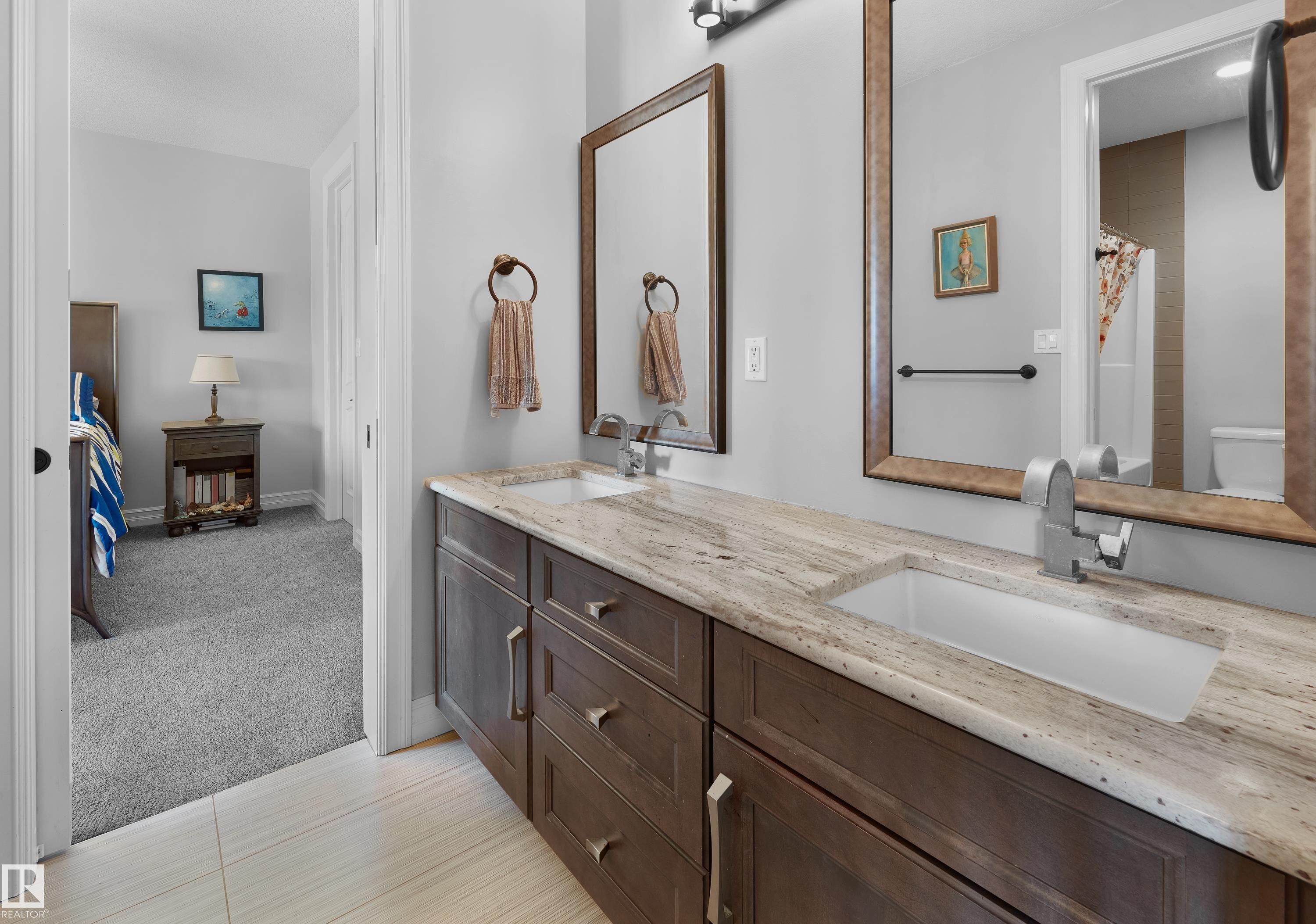 Full bathroom featuring toilet and double vanity - 4111 Westcliff Heath Heath, Edmonton, AB - Indoor Photo Showing Bathroom