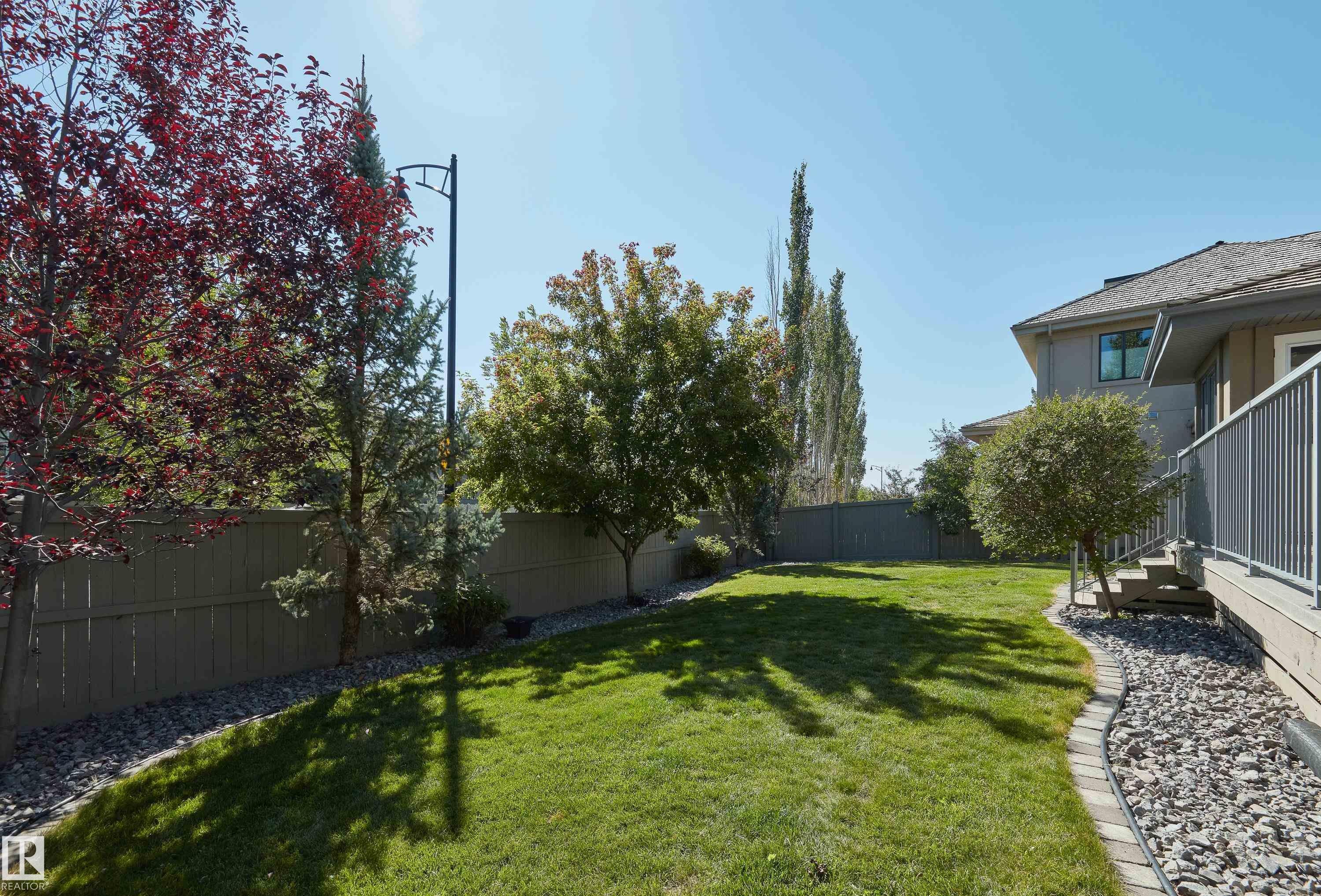 View of fenced backyard - 4111 Westcliff Heath Heath, Edmonton, AB - Outdoor