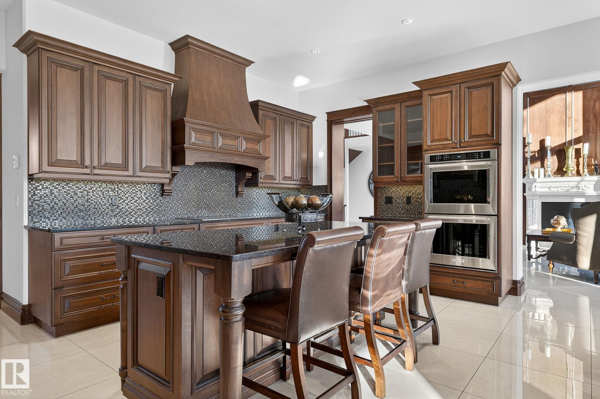 53524 Range Road 263A, Rural Sturgeon County, AB - Indoor Photo Showing Kitchen