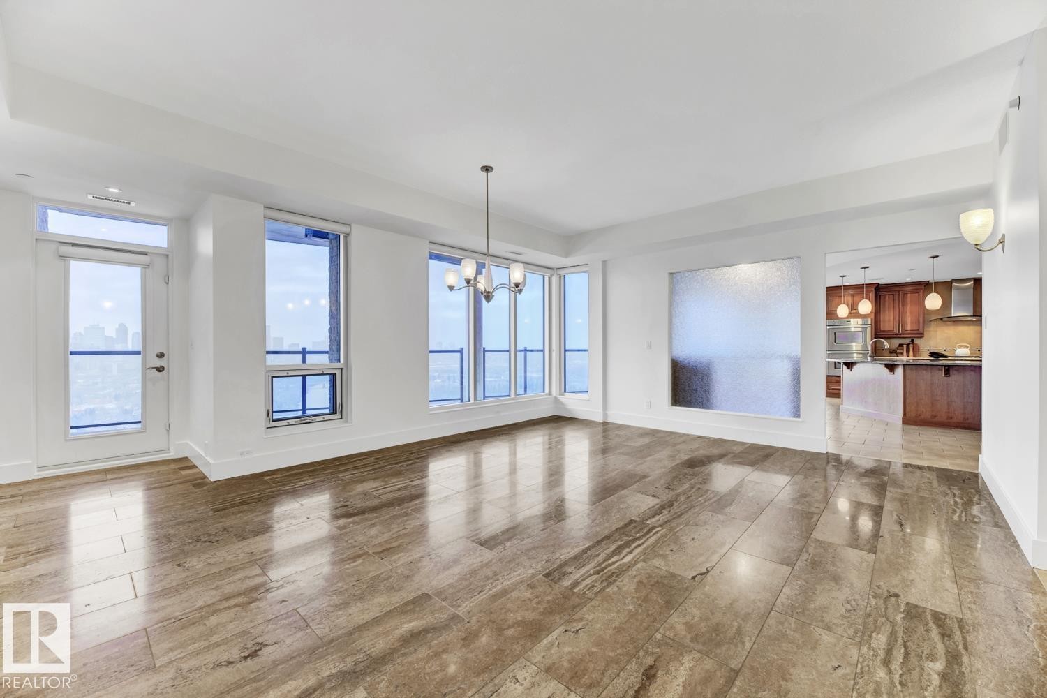 1900 10035 Saskatchewan Drive, Edmonton, AB - Indoor Photo Showing Other Room