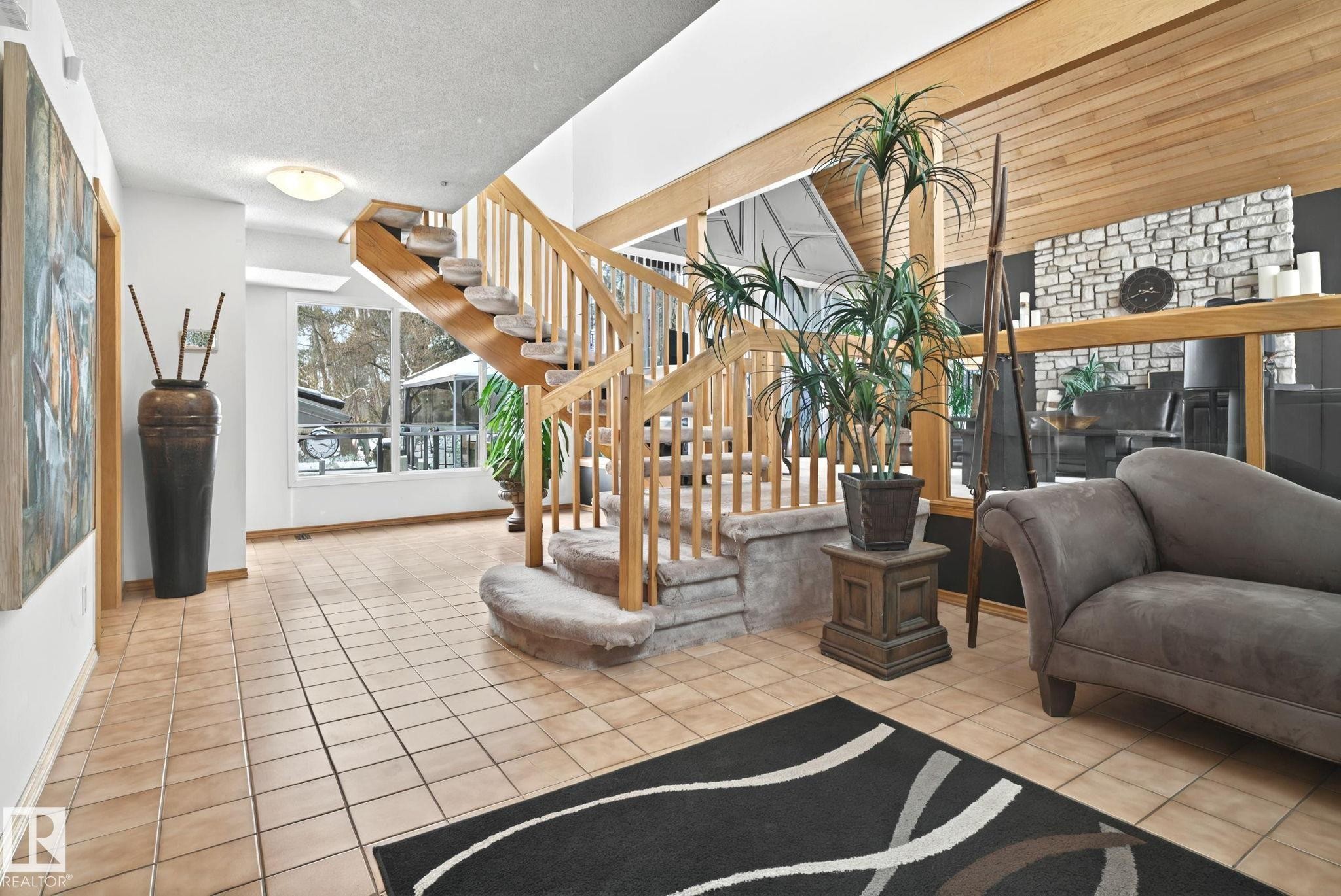 23 Westbrook Drive, Edmonton, AB - Indoor