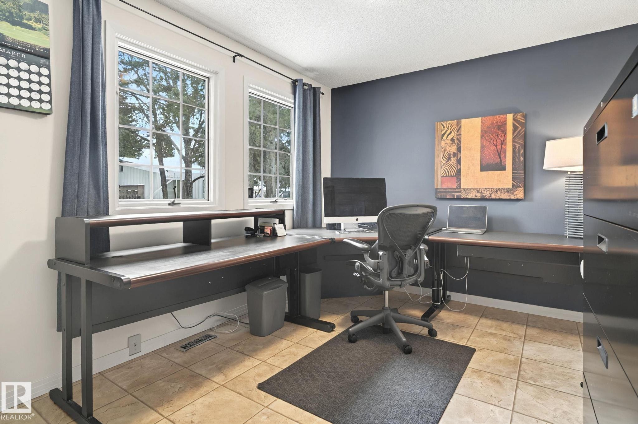 23 Westbrook Drive, Edmonton, AB - Indoor Photo Showing Office