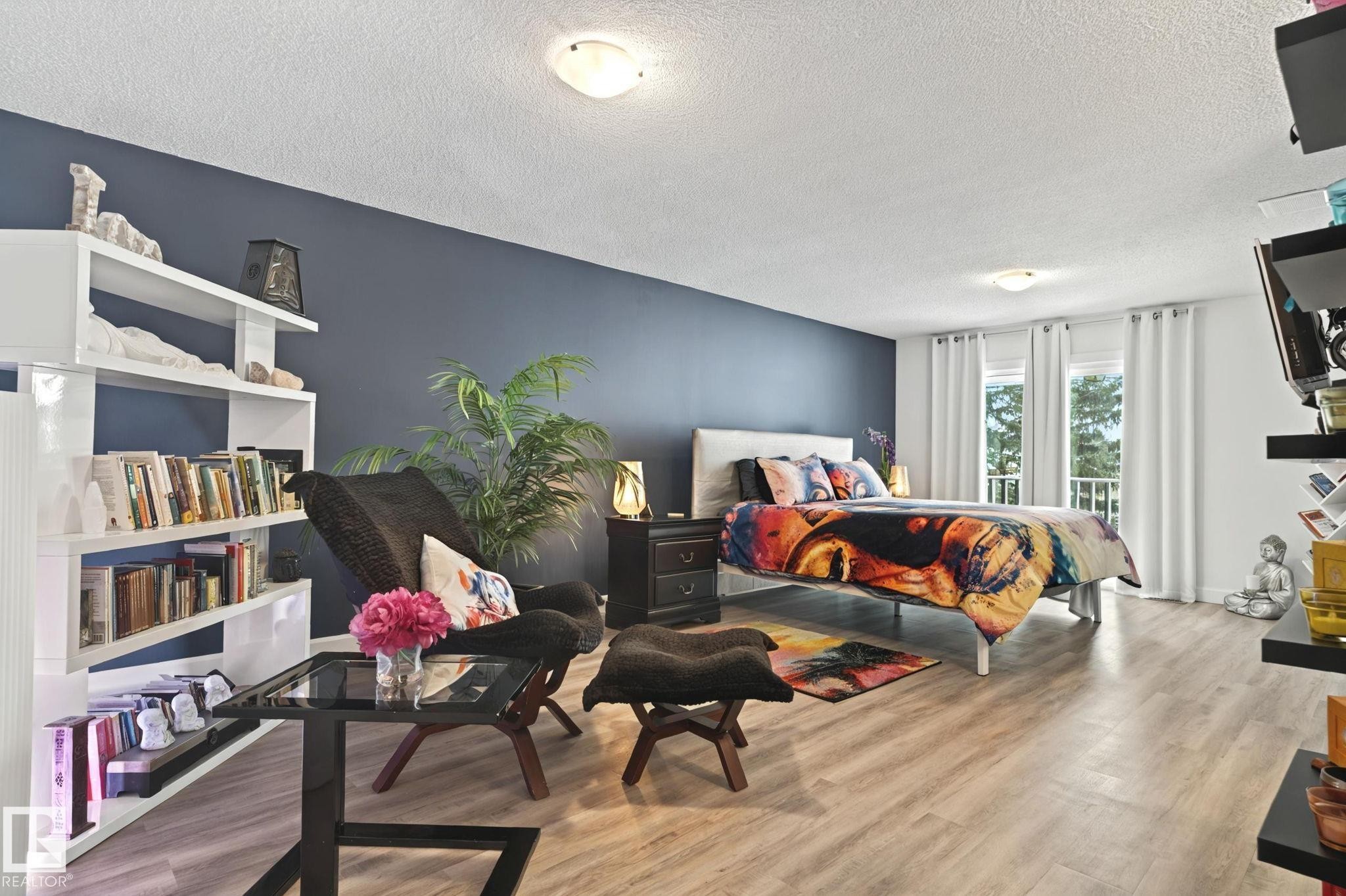 23 Westbrook Drive, Edmonton, AB - Indoor