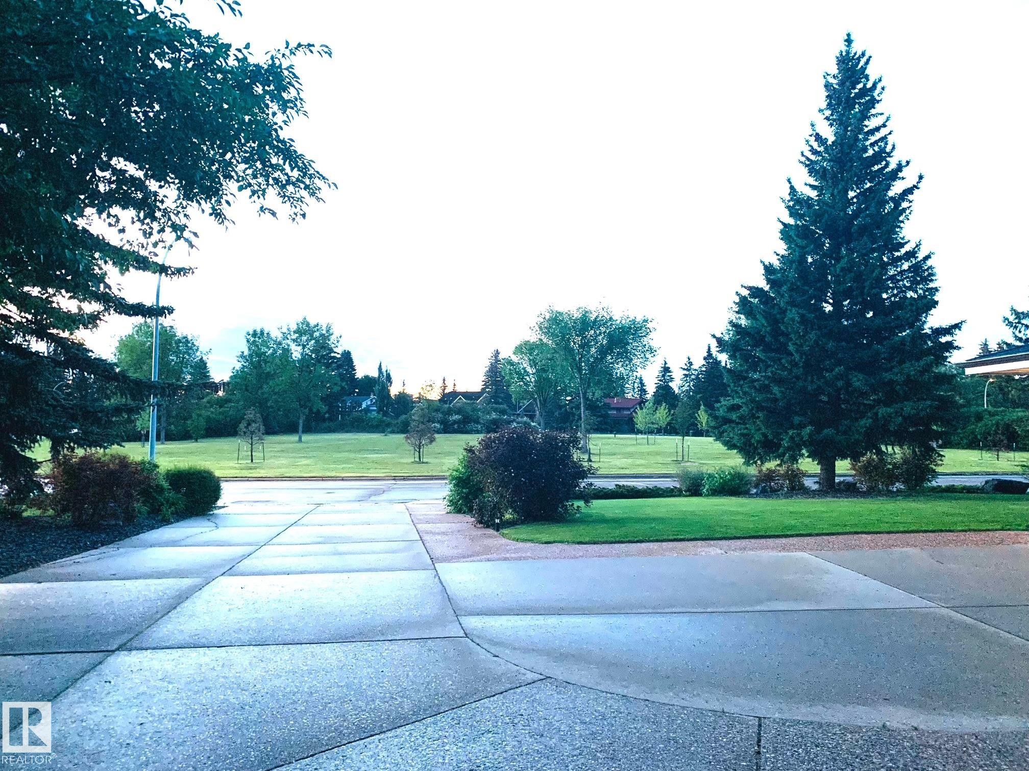 23 Westbrook Drive, Edmonton, AB - Outdoor