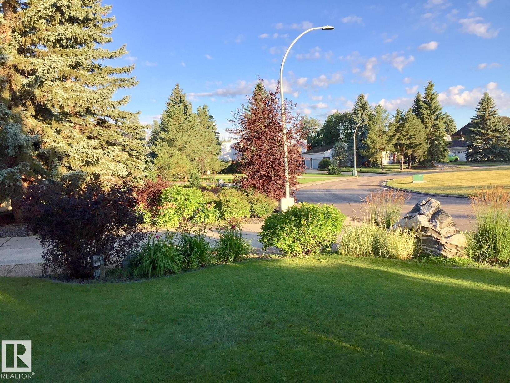 23 Westbrook Drive, Edmonton, AB - Outdoor With View