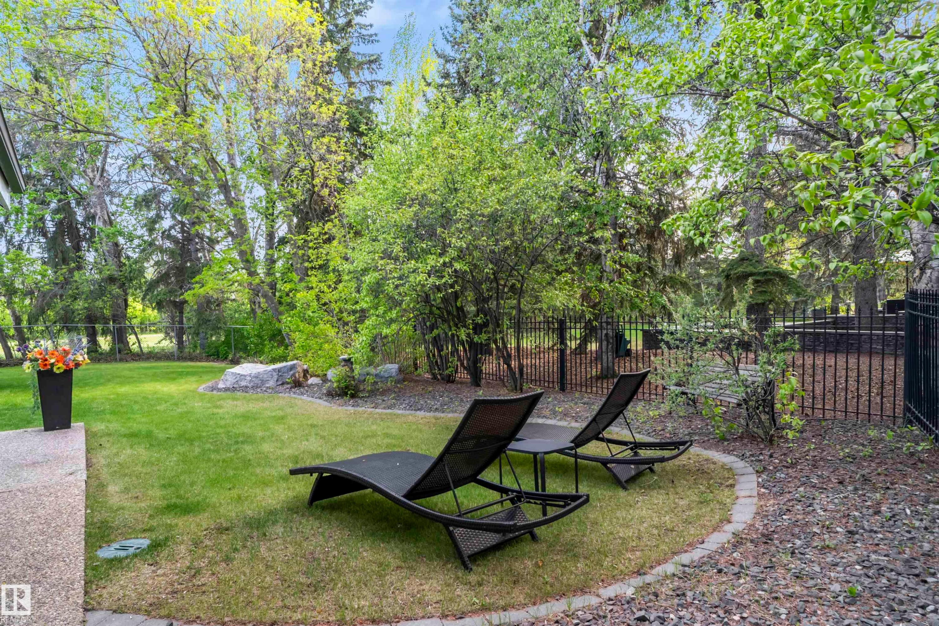23 Westbrook Drive, Edmonton, AB - Outdoor
