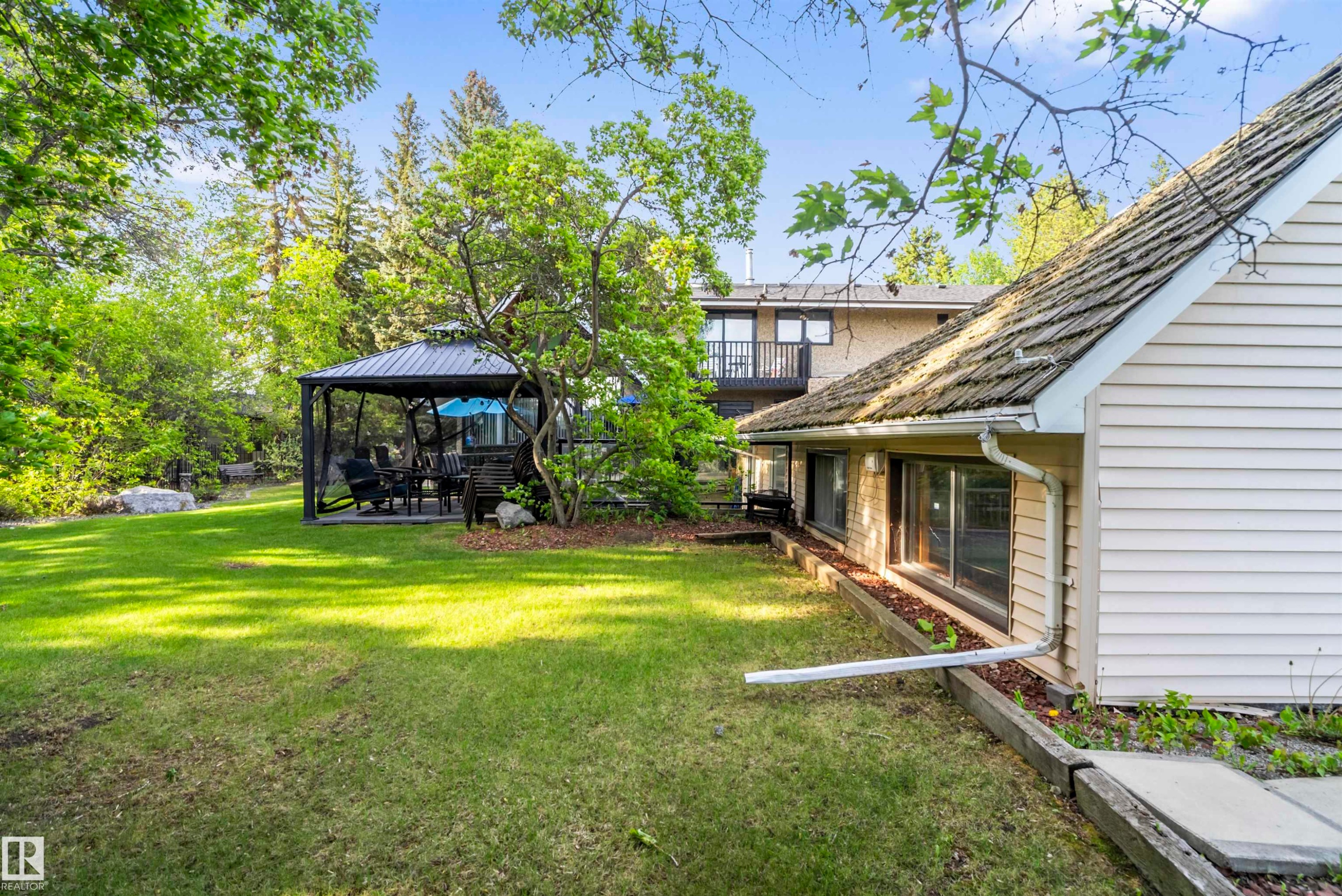 23 Westbrook Drive, Edmonton, AB - Outdoor