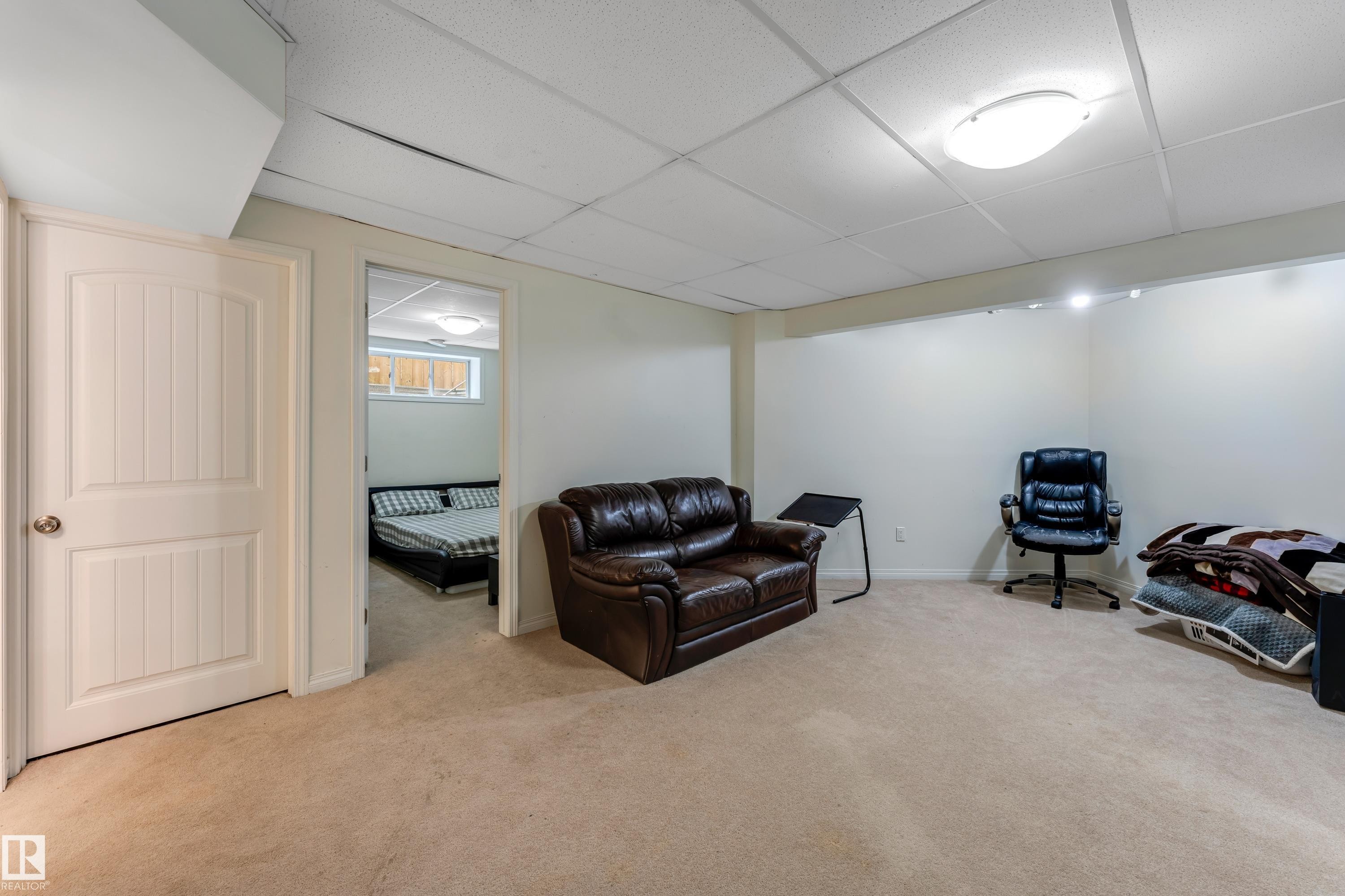 463 Tamarack Green Nw, Edmonton, AB - Indoor