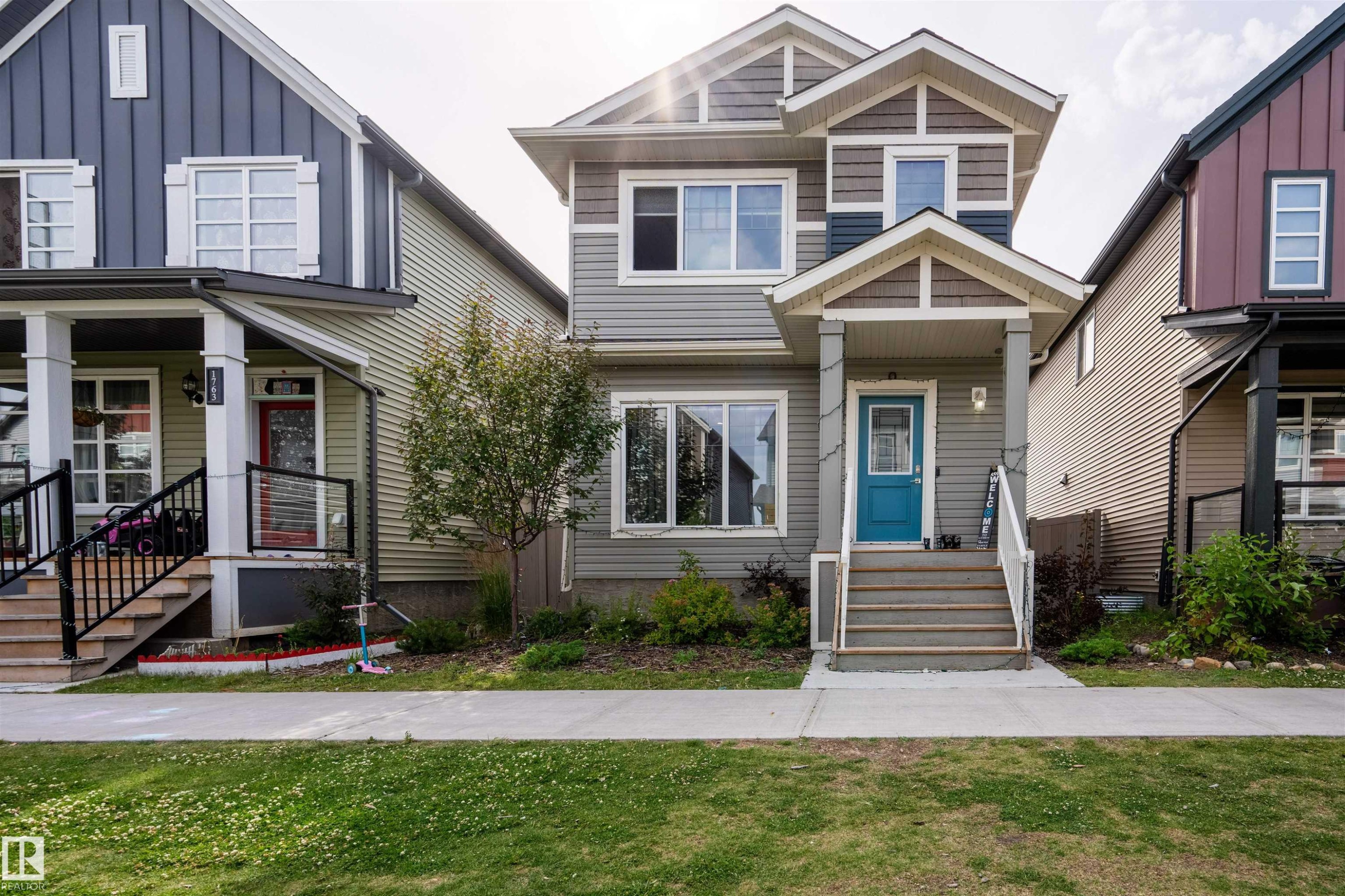 1767 26A Street, Edmonton, AB - Outdoor With Facade