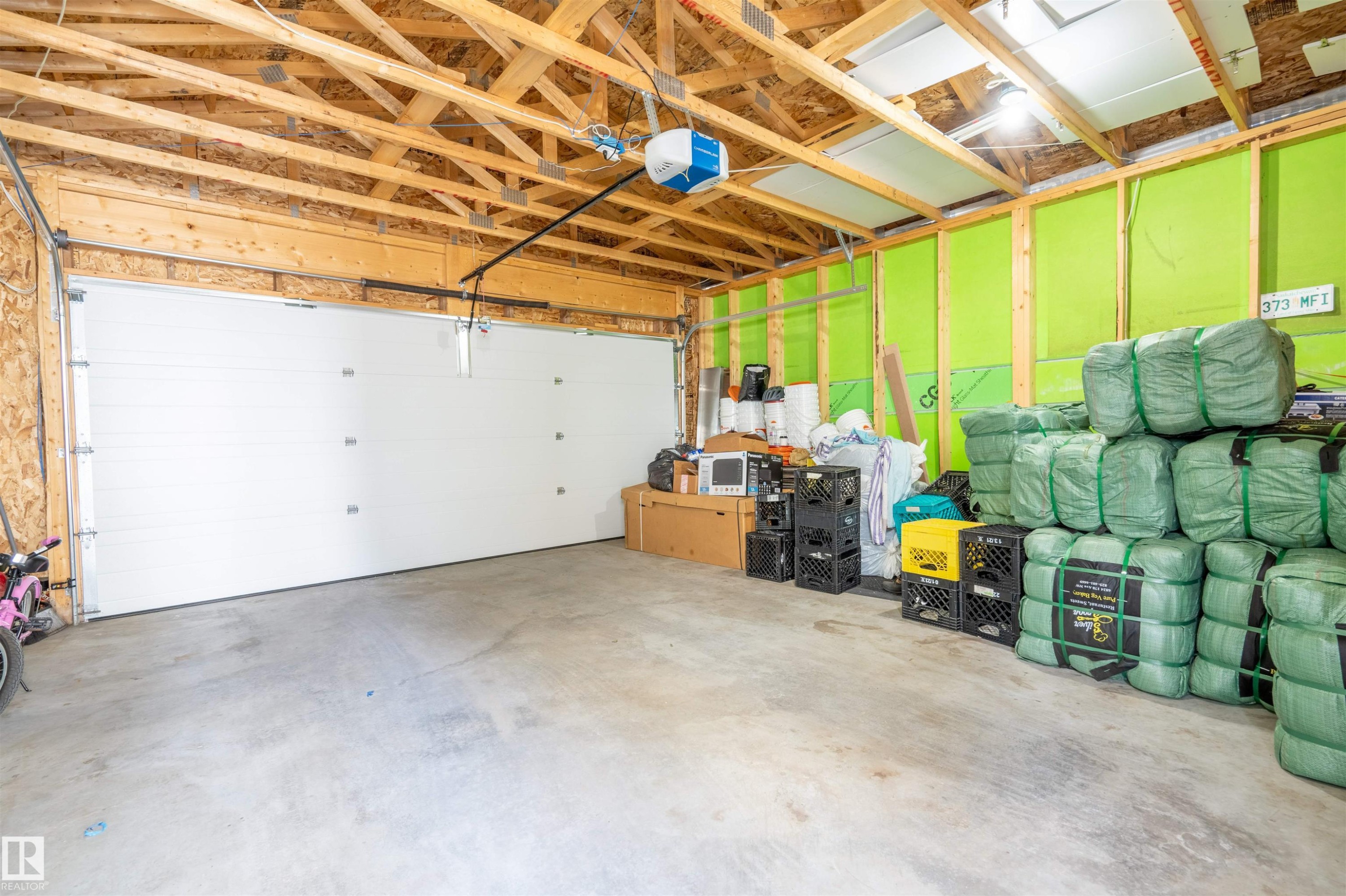 1767 26A Street, Edmonton, AB - Indoor Photo Showing Garage
