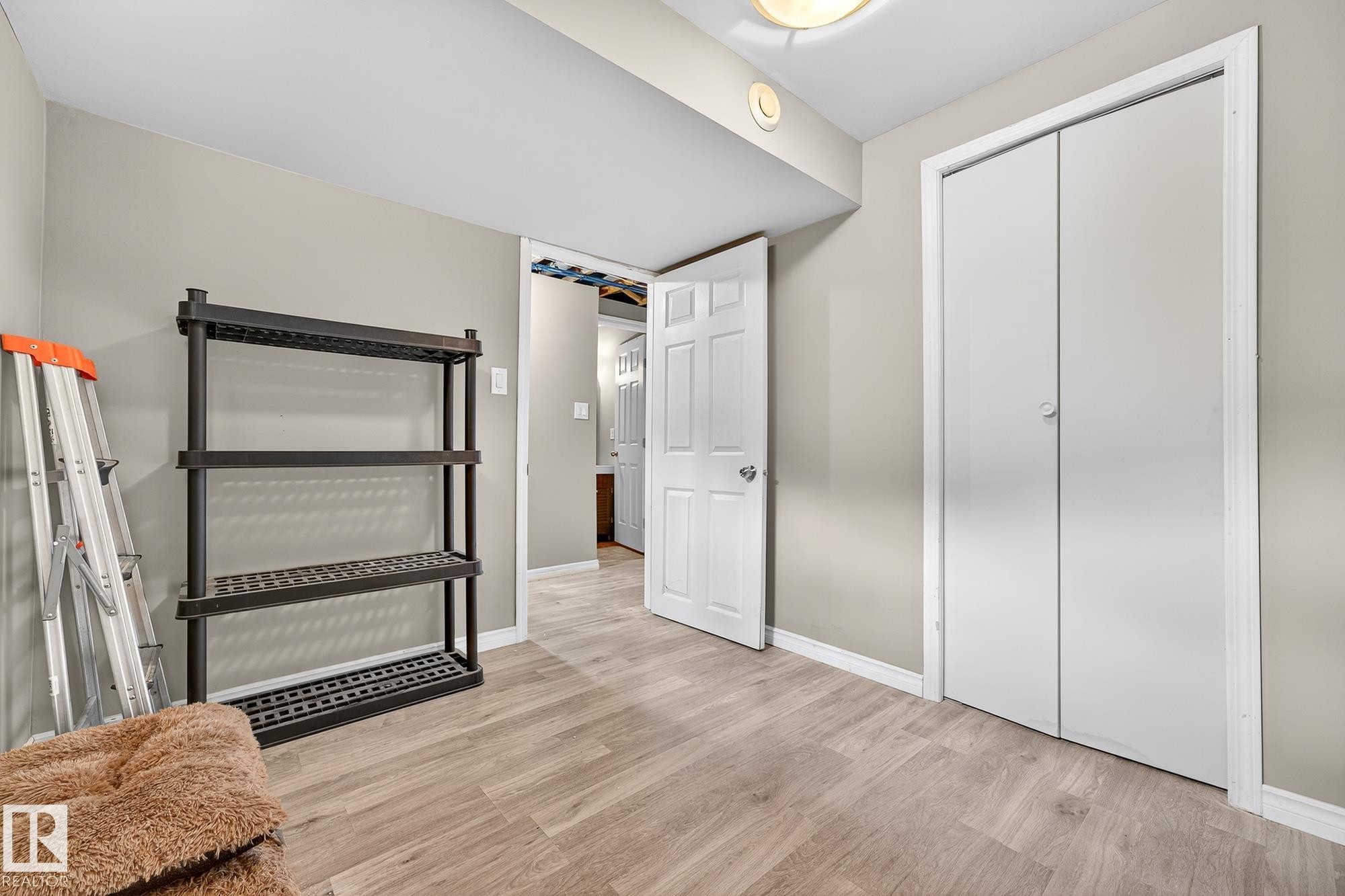 11005 162A Avenue, Edmonton, AB - Indoor Photo Showing Other Room